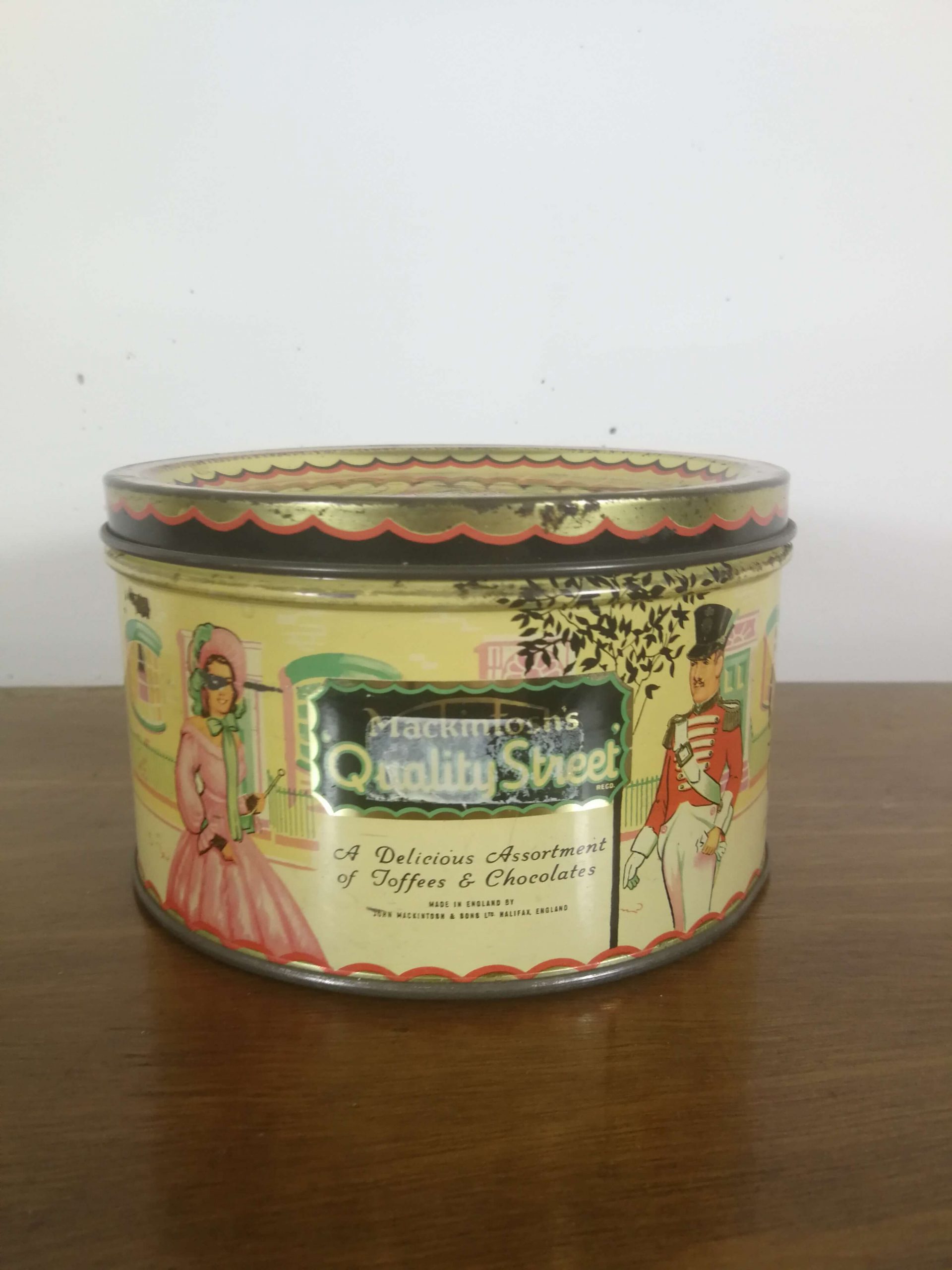 Boîte Mackintosh's Quality Street – Image 2