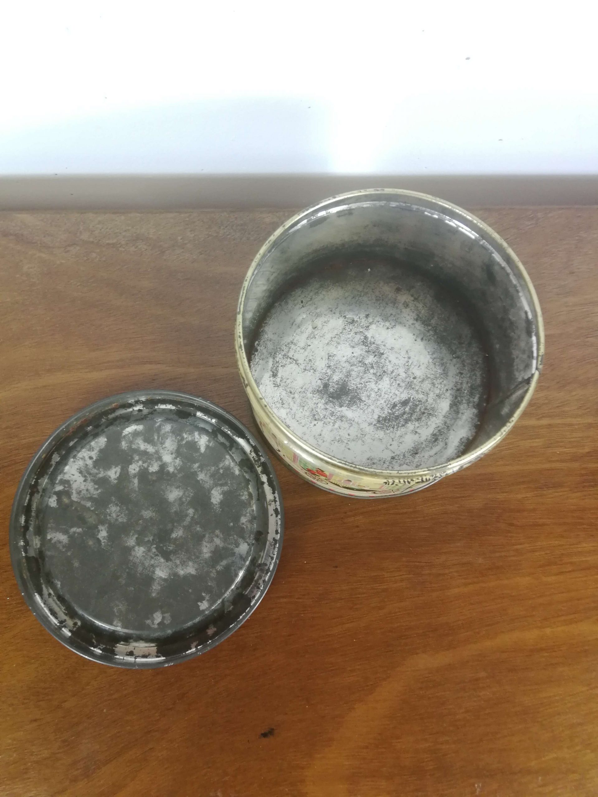 Boîte Mackintosh's Quality Street – Image 9