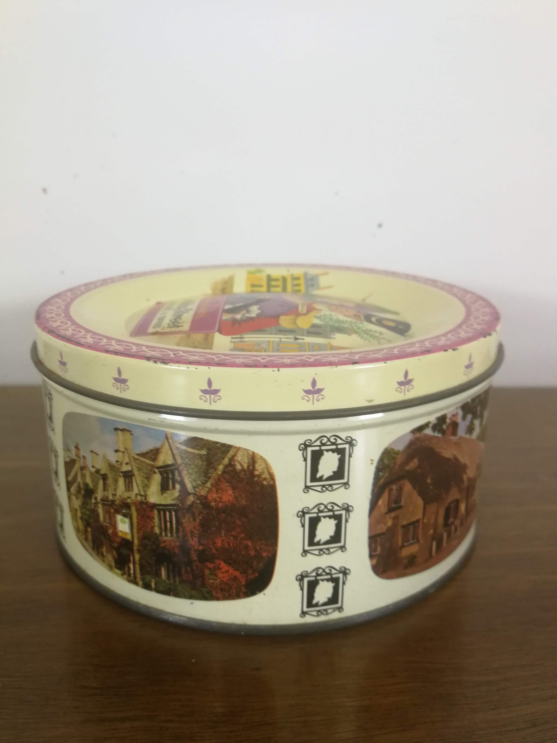 Boîte Mackintosh's Quality Street – Image 3