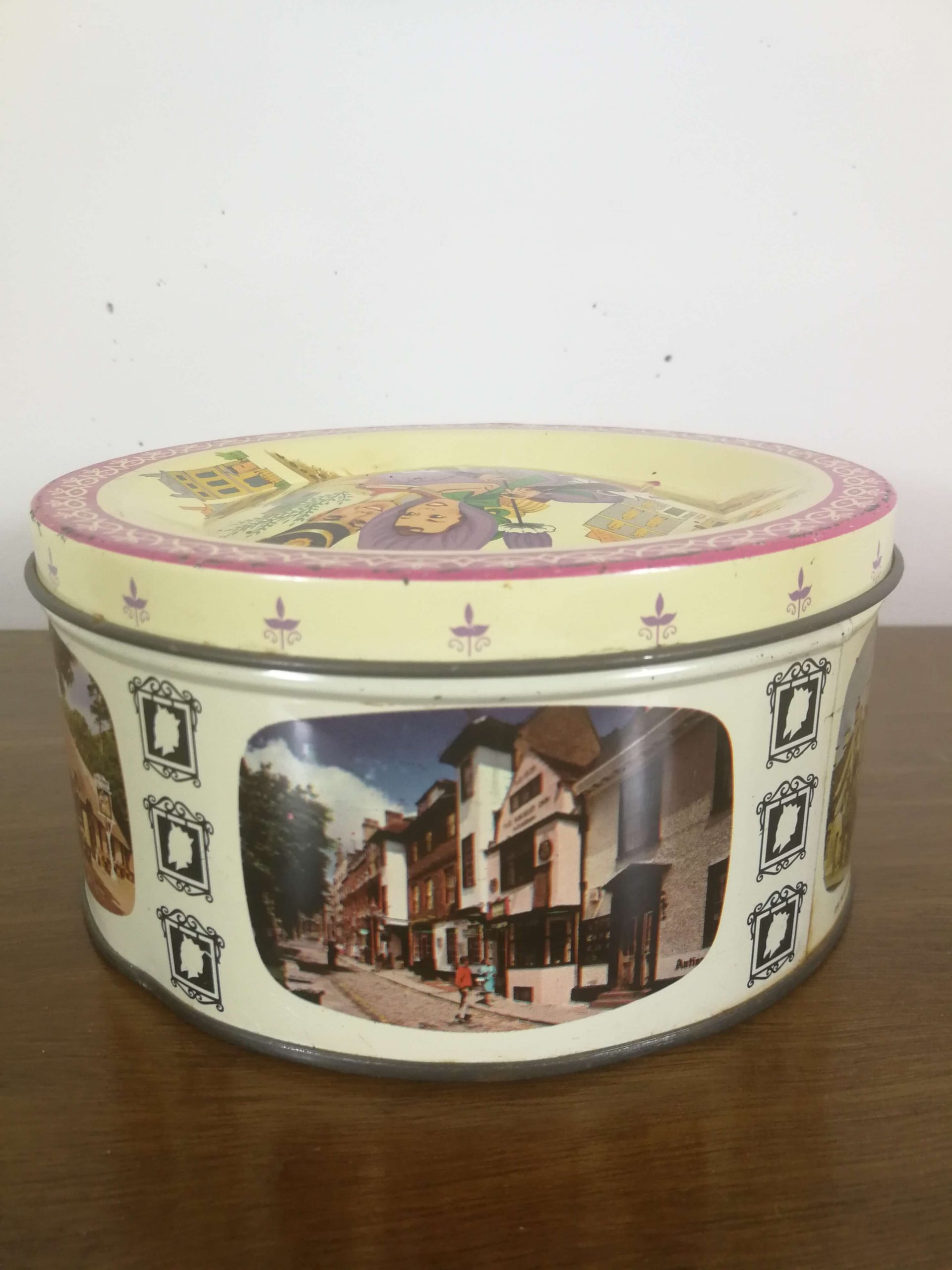 Boîte Mackintosh's Quality Street – Image 4