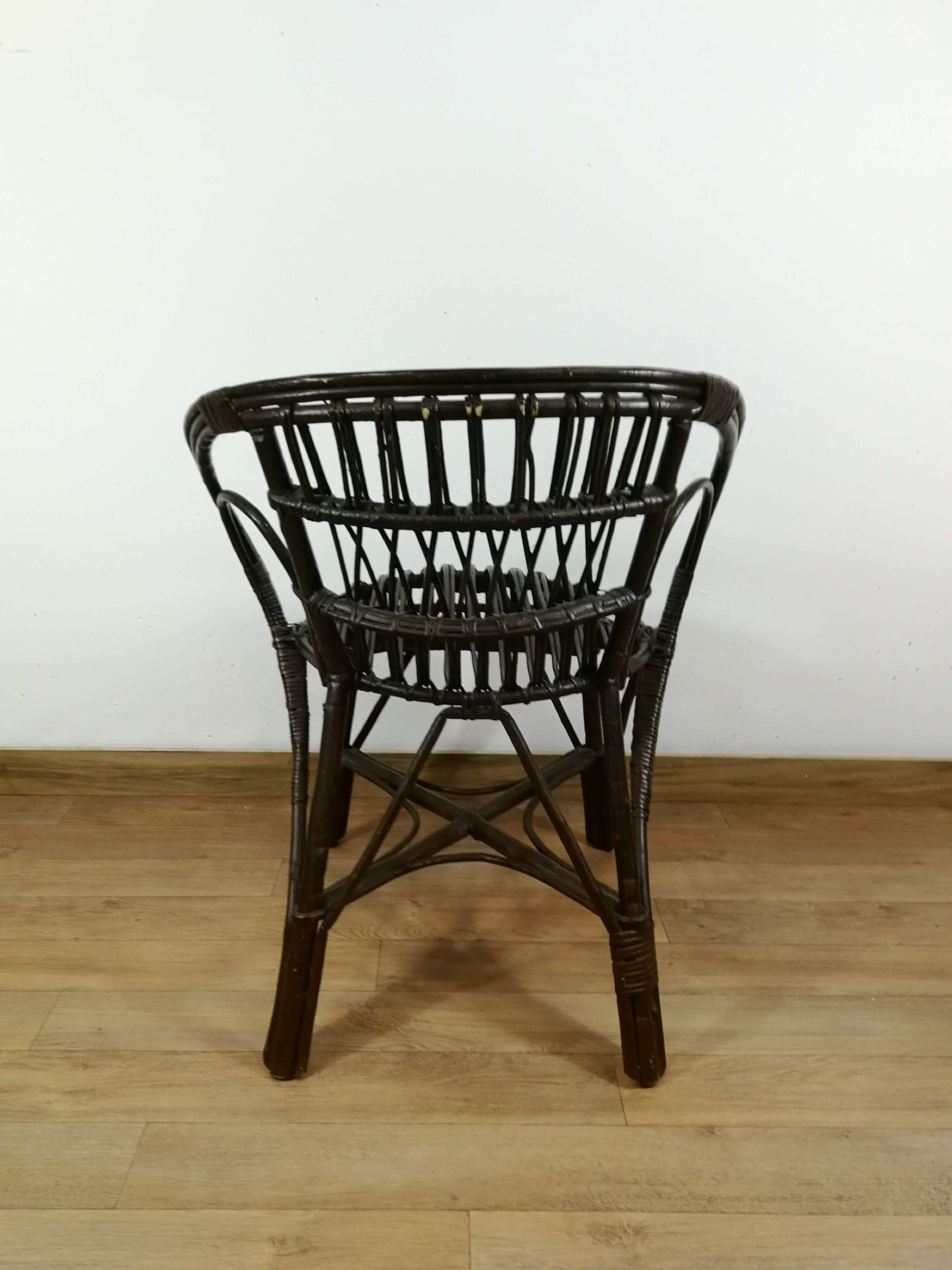 Petit fauteuil en rotin – Image 5