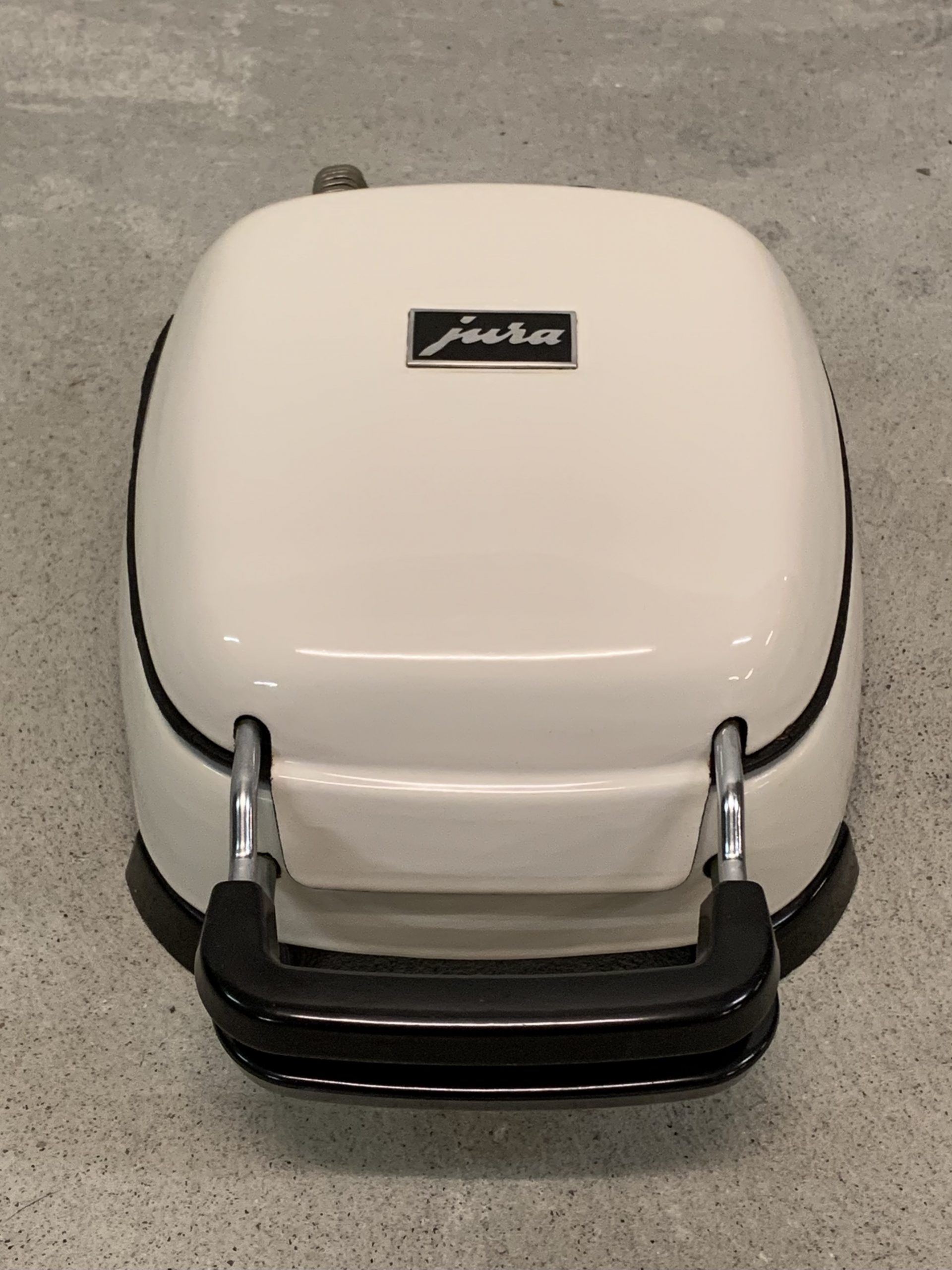 Fer à bricelets Jura mobilier et objets déco vintage et design