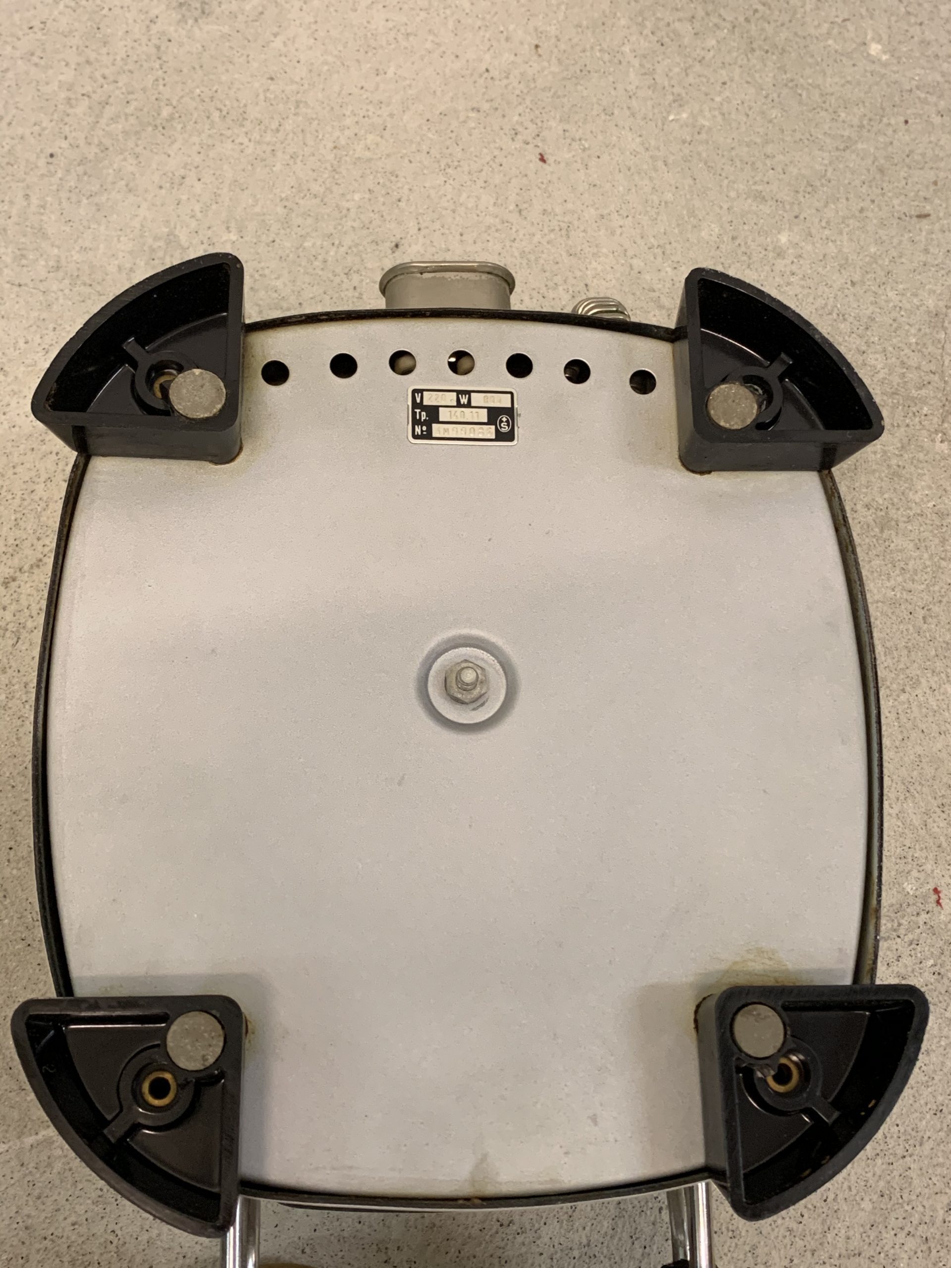 Fer à bricelets Jura mobilier et objets déco vintage et design