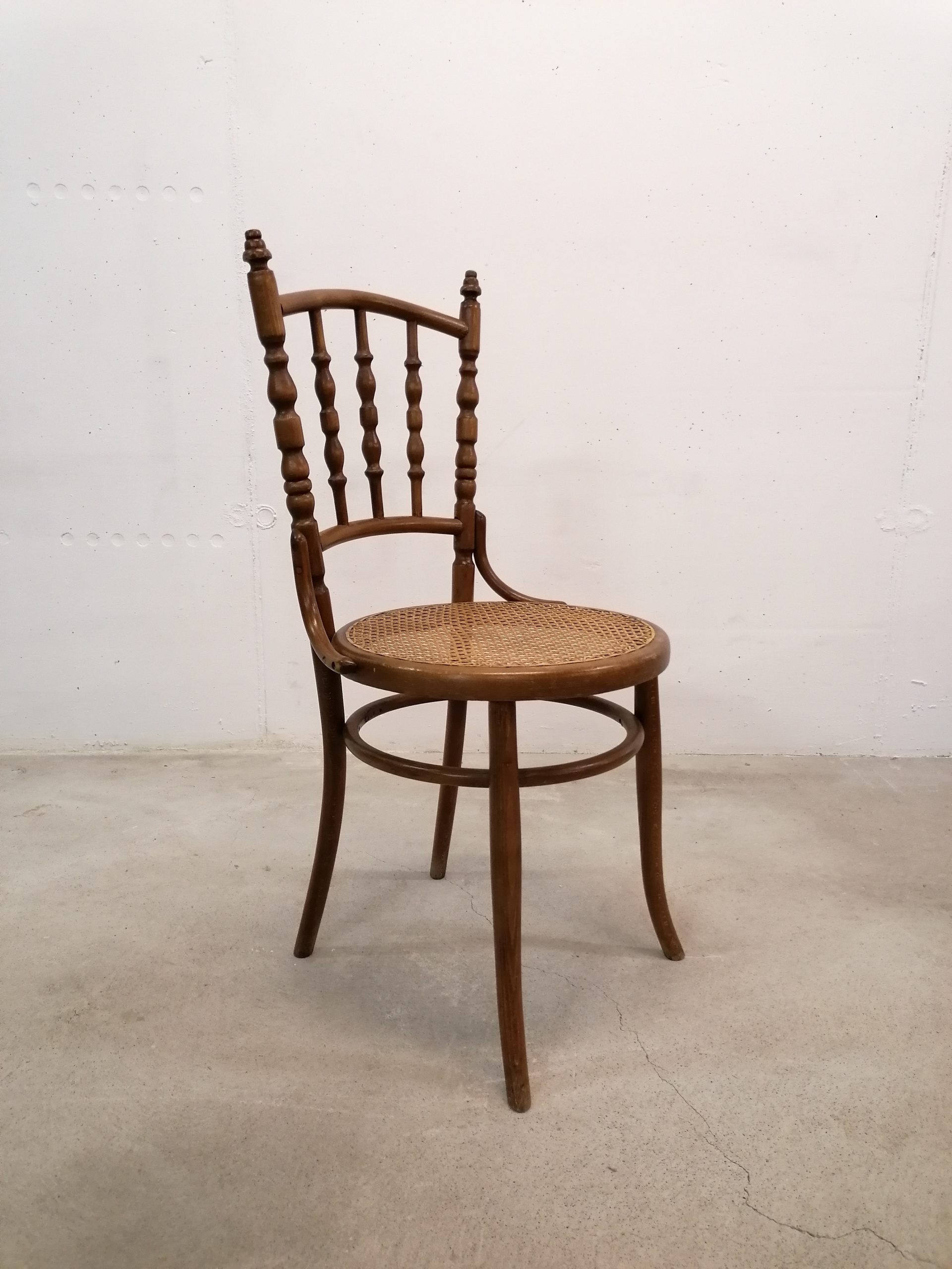 Chaise ancienne – Image 3