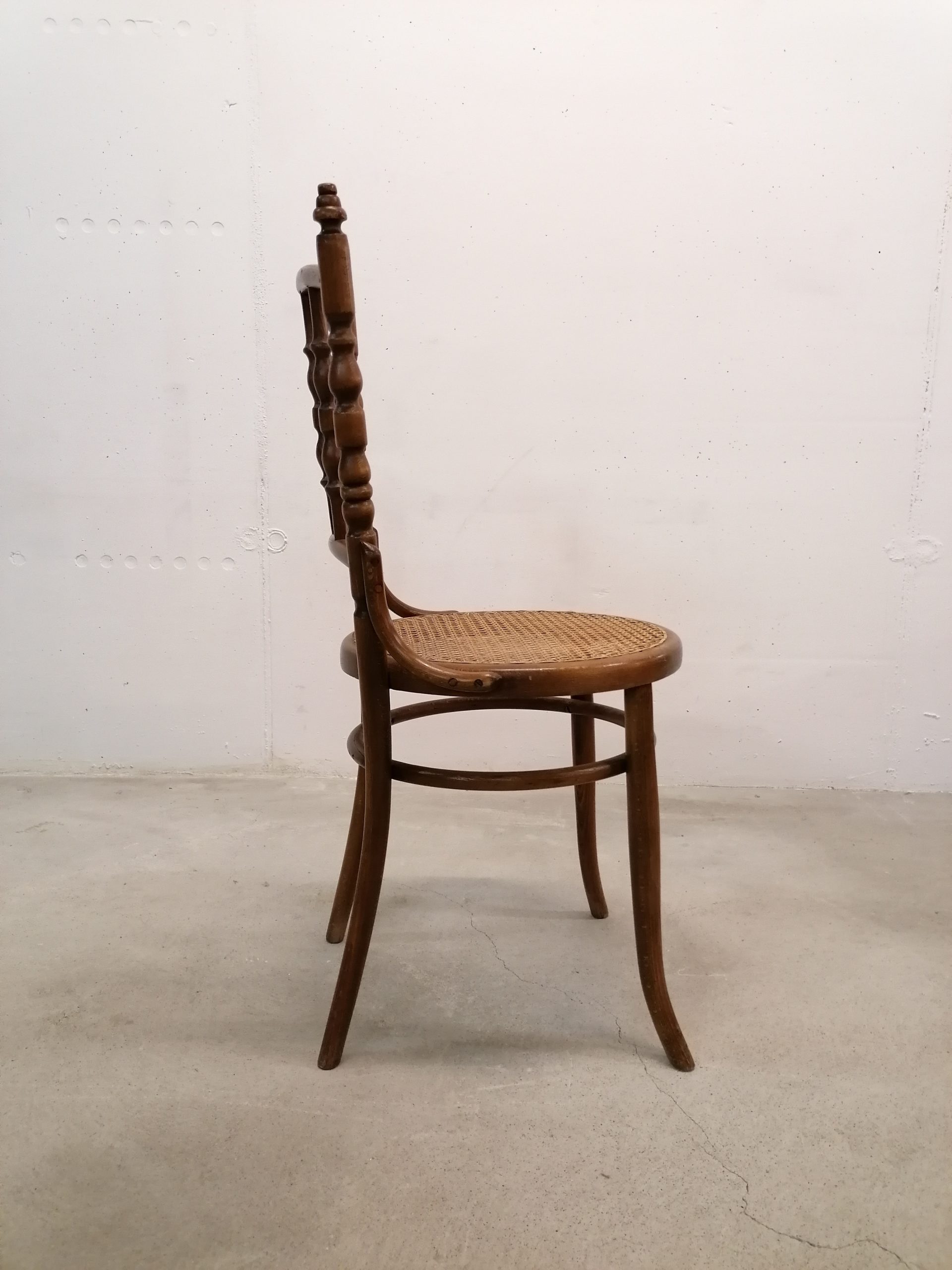 Chaise ancienne – Image 7