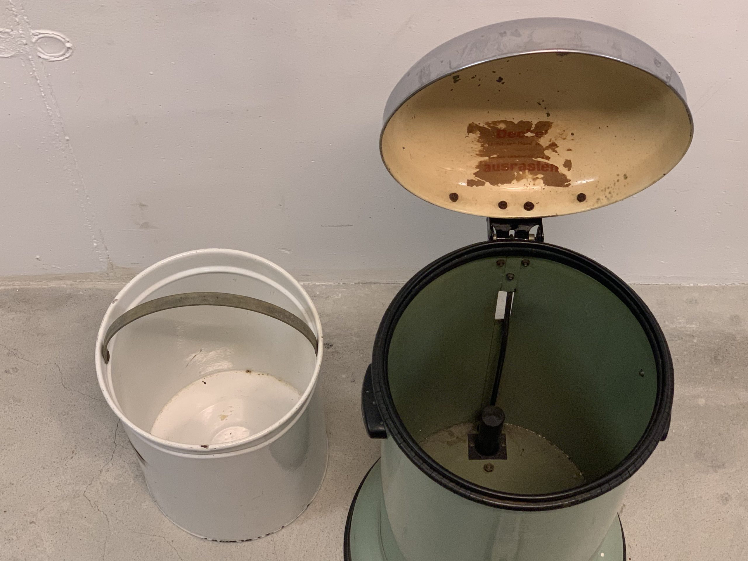 Poubelle métallique – Bild 8