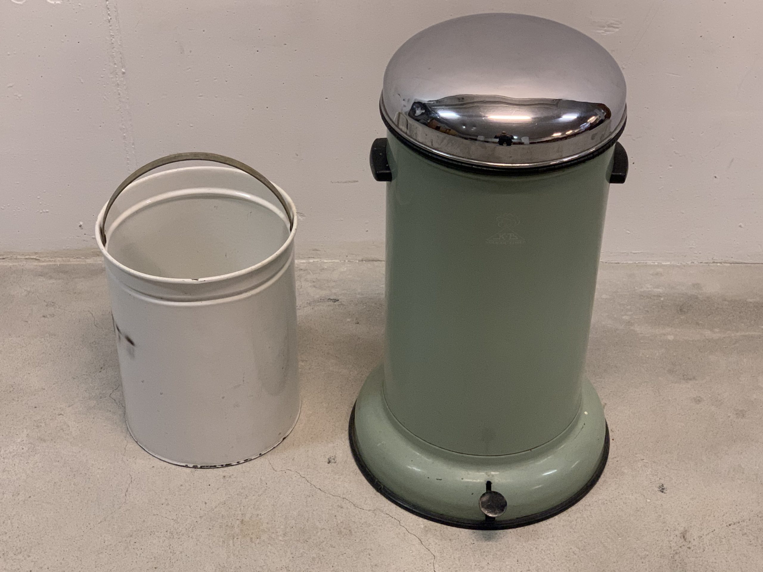 Poubelle métallique – Bild 5