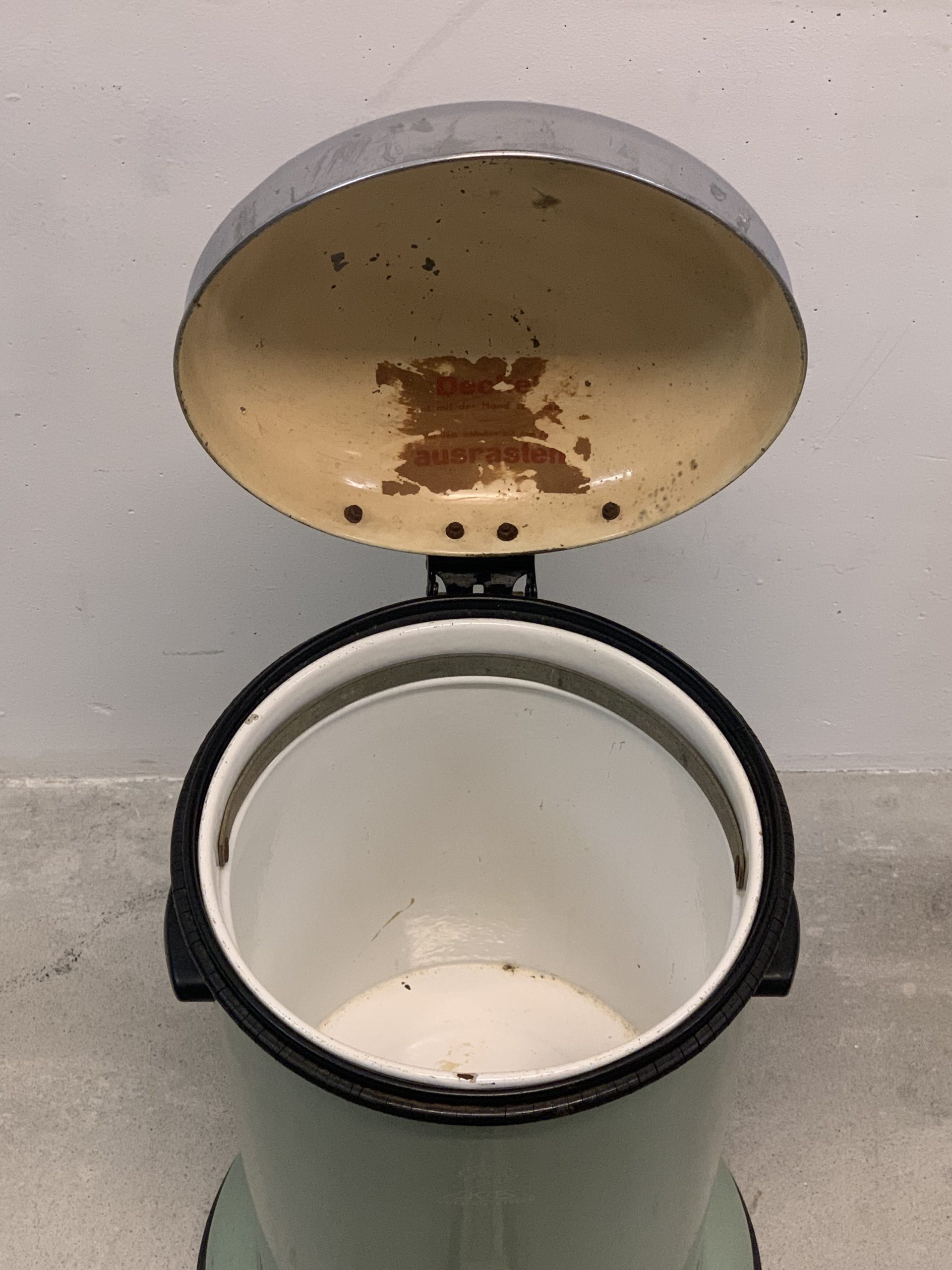 Poubelle métallique – Bild 7