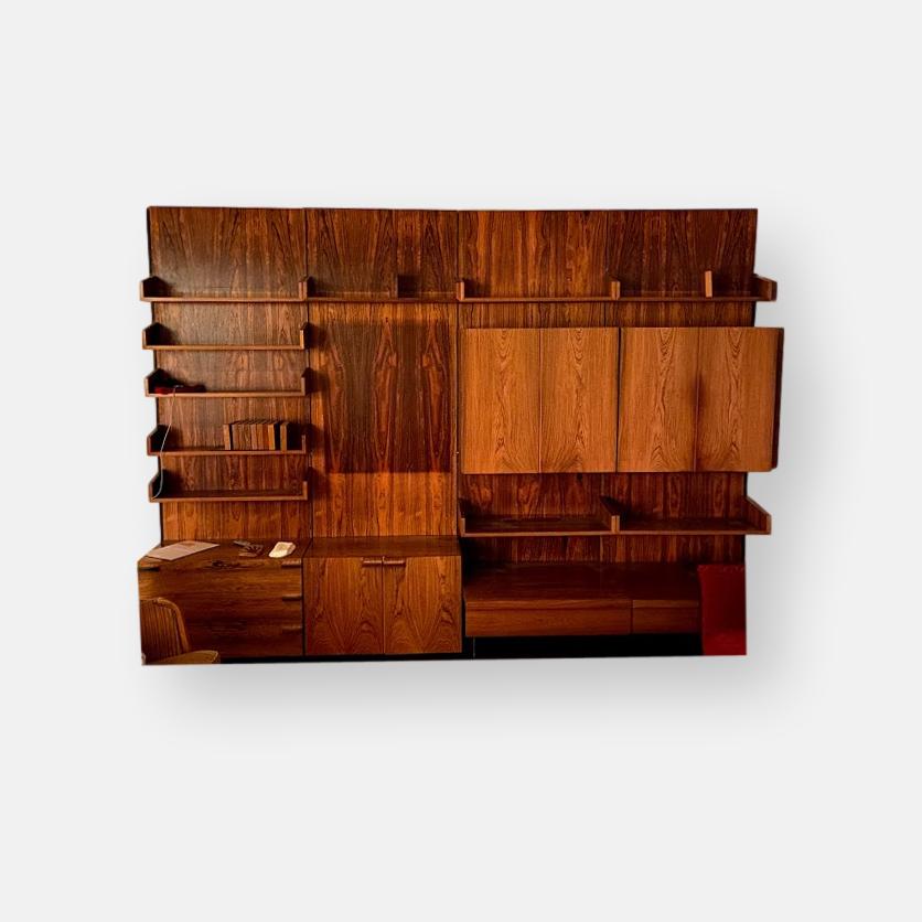 Paroi Murale Fabrication Suisse (Möbel Lüscher)