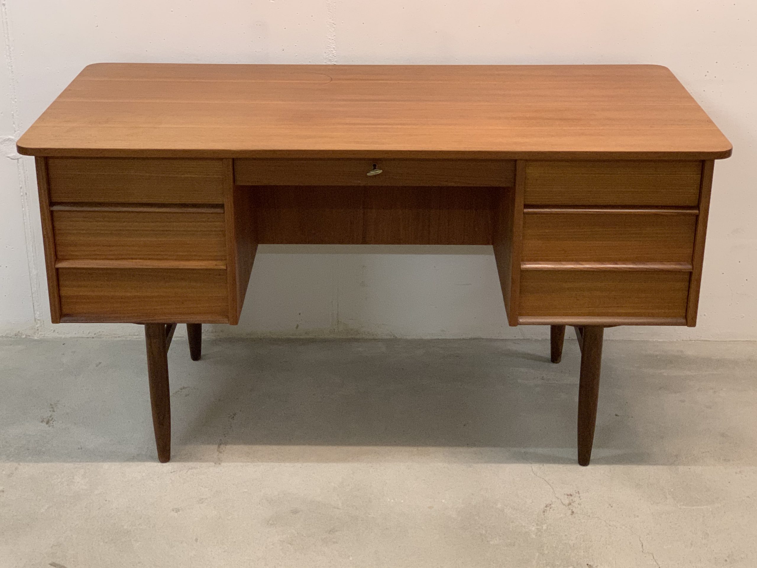 Bureau scandinave – Image 4