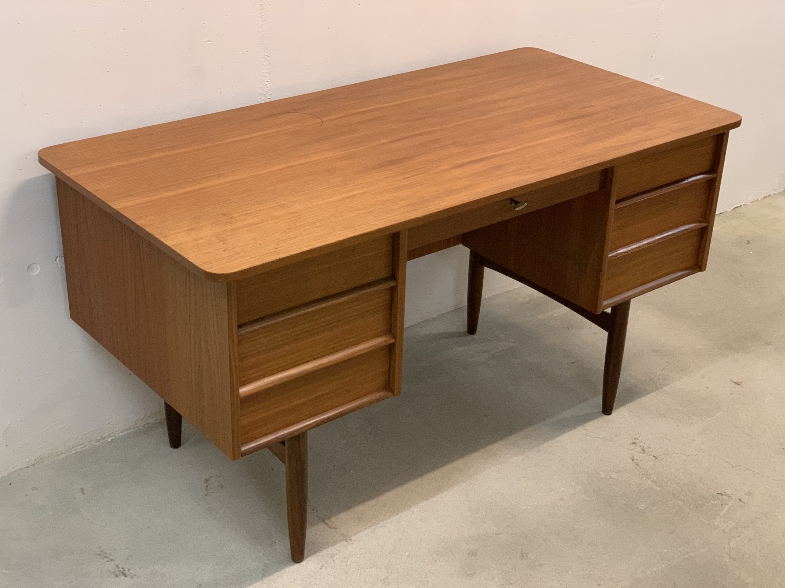 Bureau scandinave – Image 5