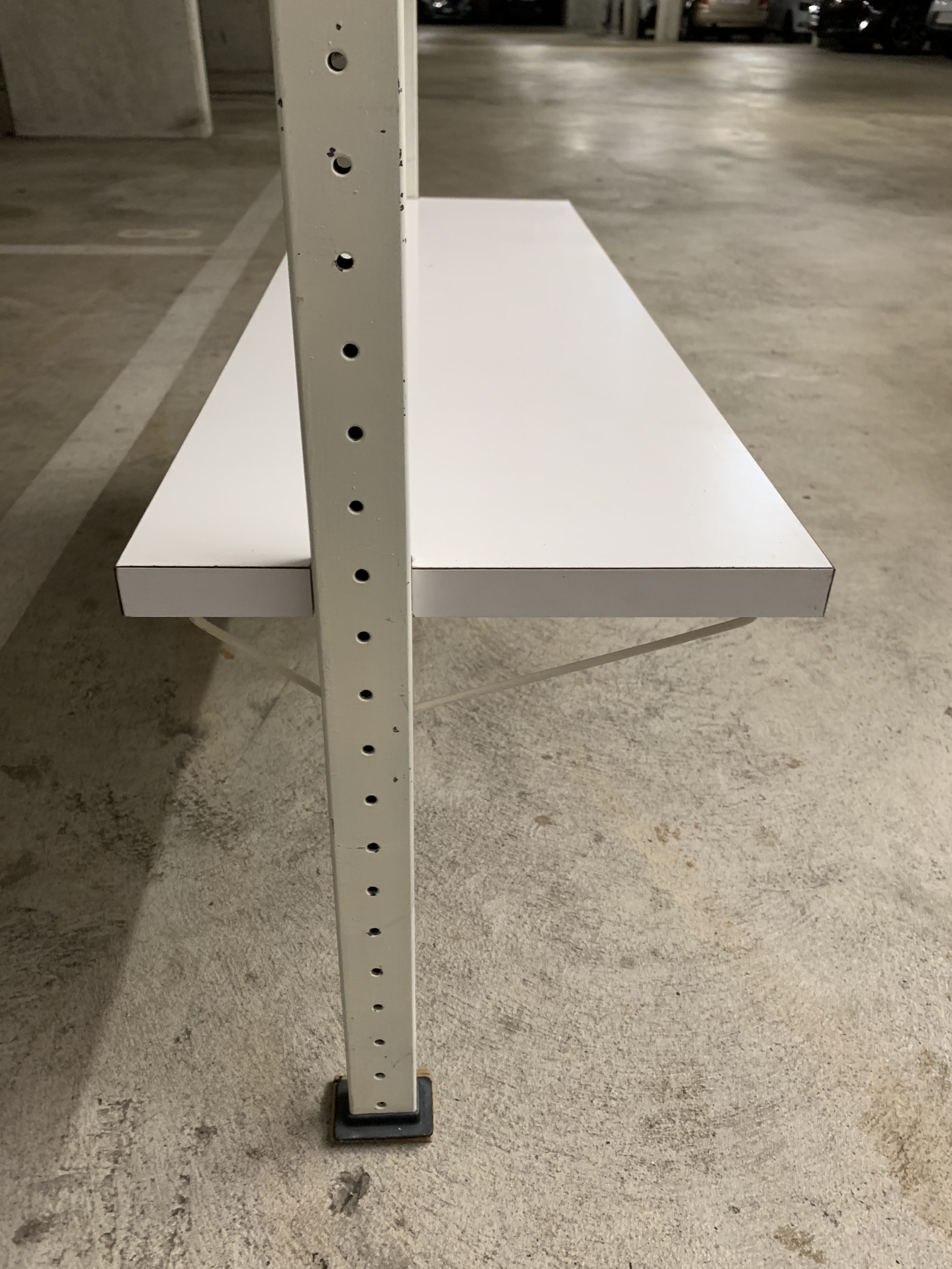 Étagère sol-plafond blanche – Image 6