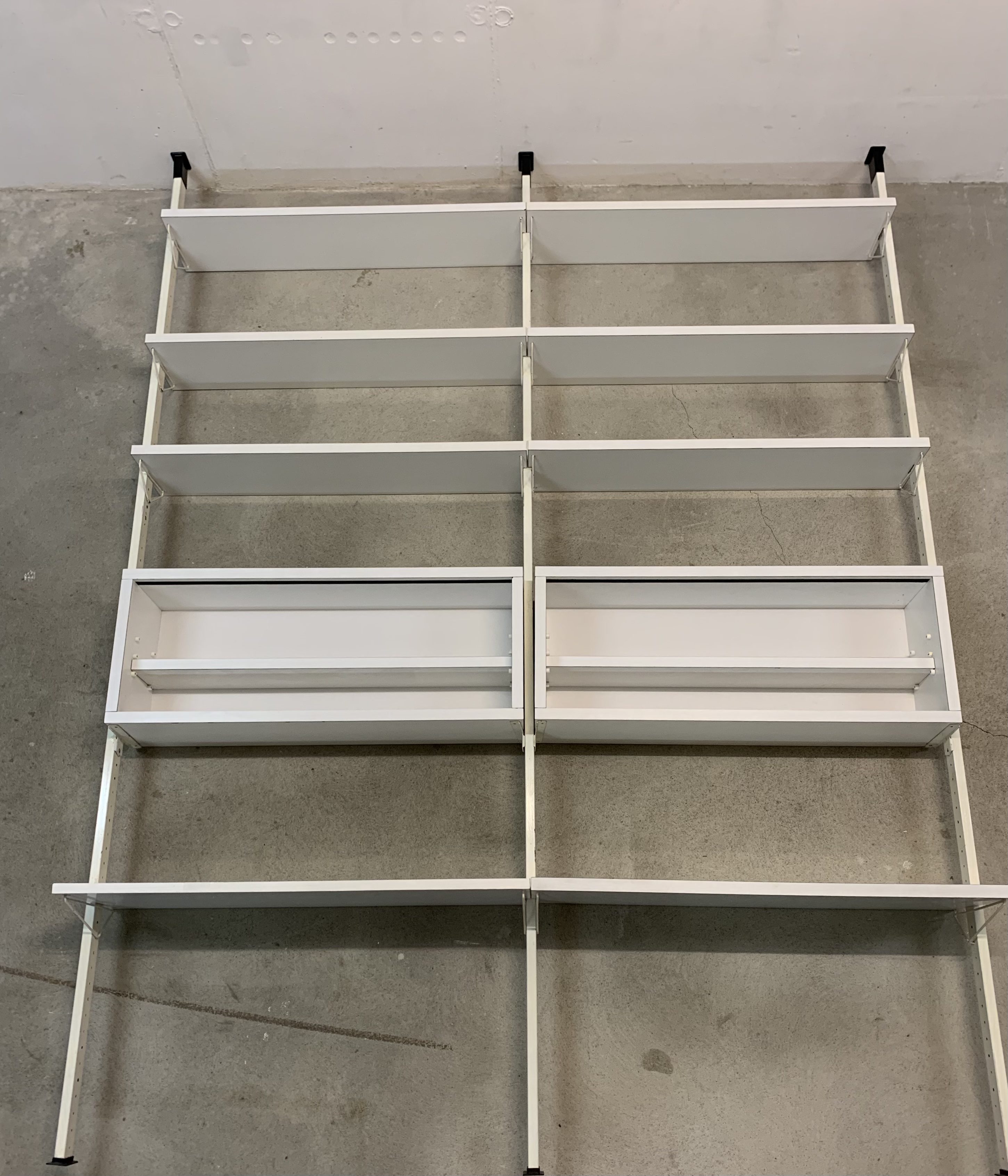 Étagère sol-plafond blanche – Image 9