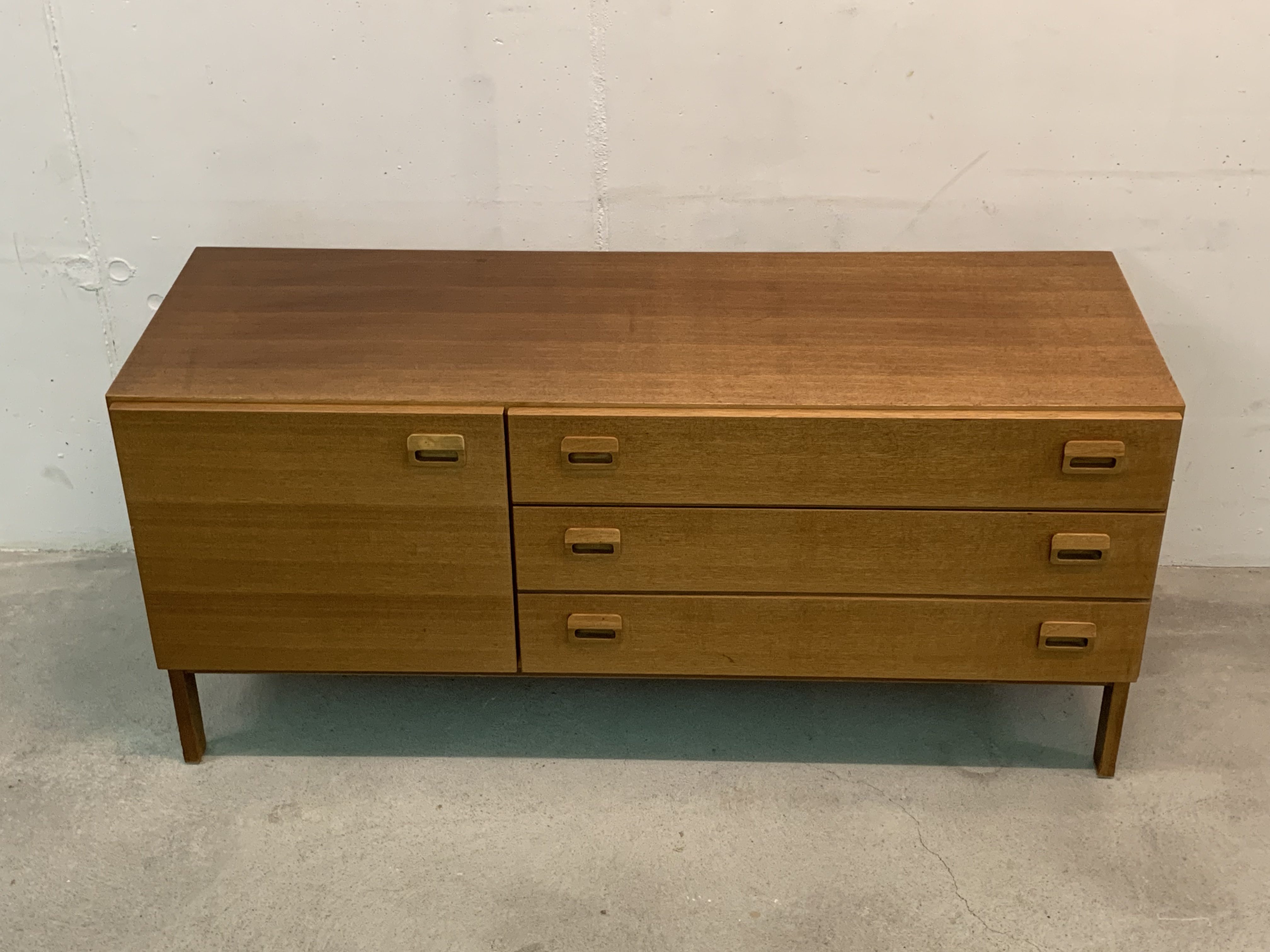 Petit sideboard – Image 3