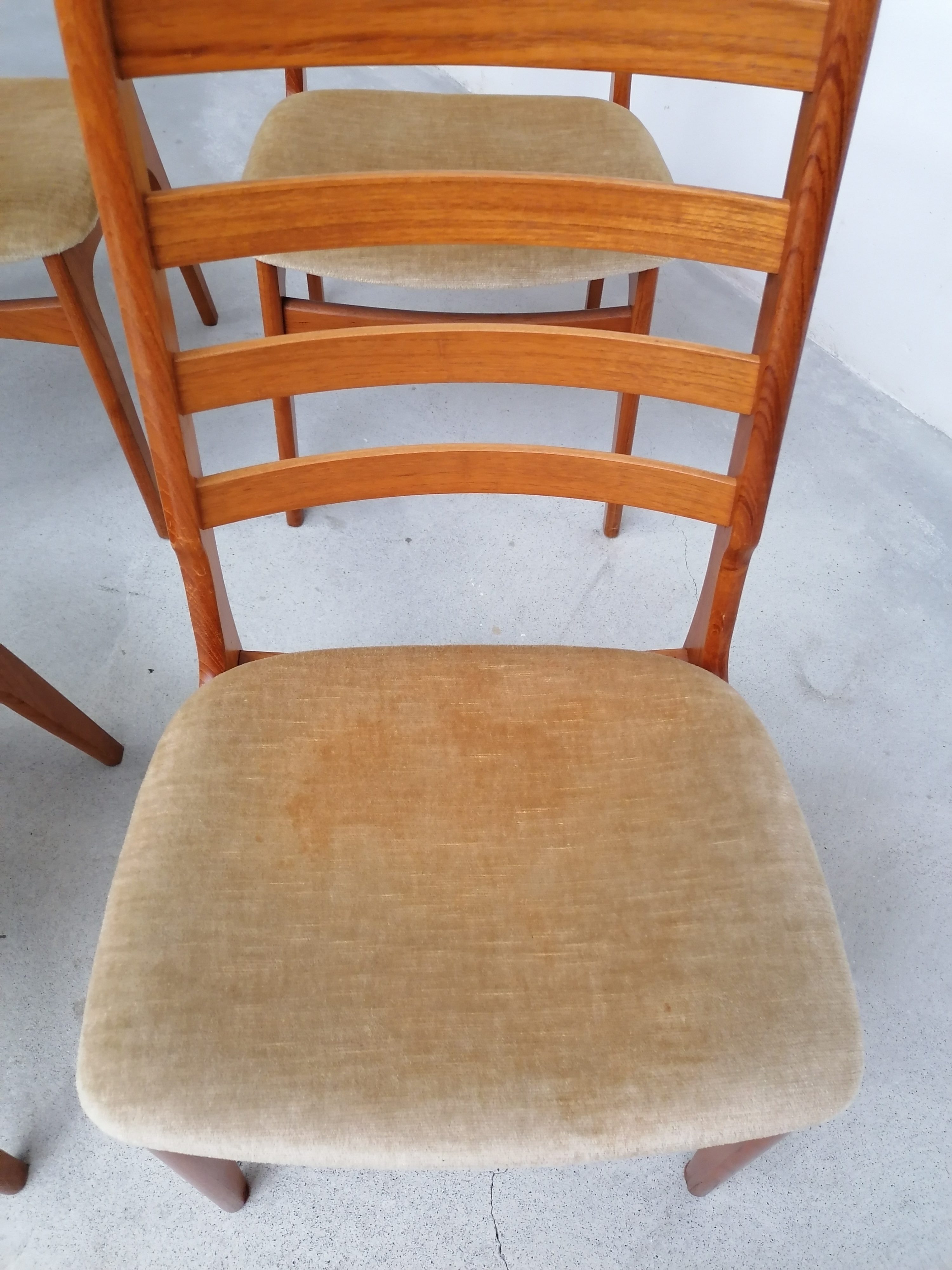 VENTE FLASH - Set de 4 chaises – Image 4