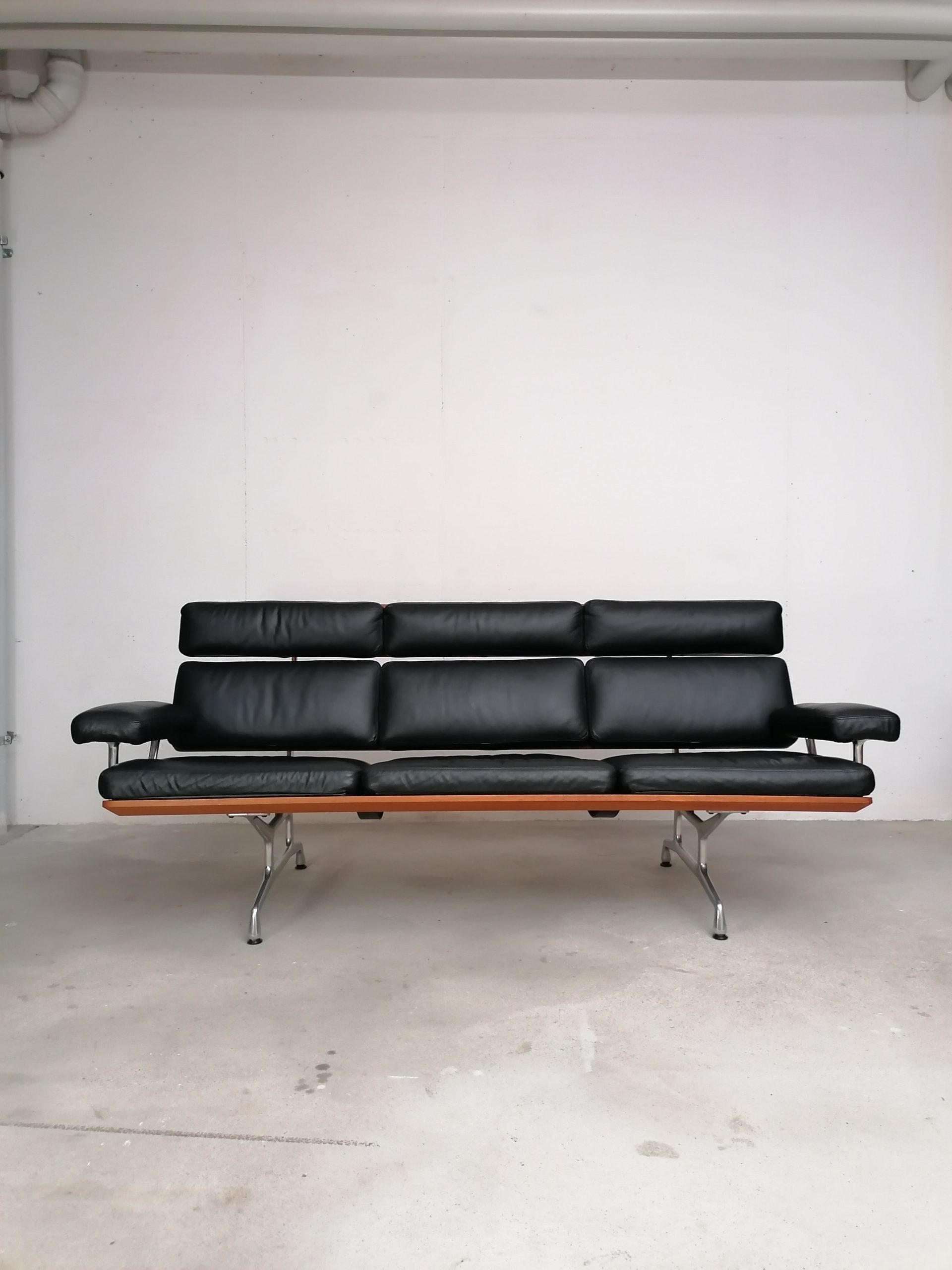 Canapé Herman Miller 3 places par Ray et Charles Eames – Image 3