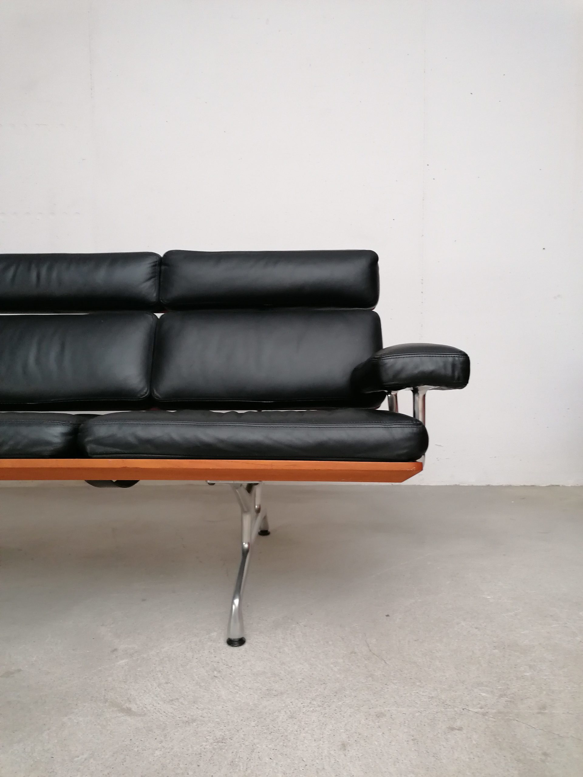 Canapé Herman Miller 3 places par Ray et Charles Eames – Image 4