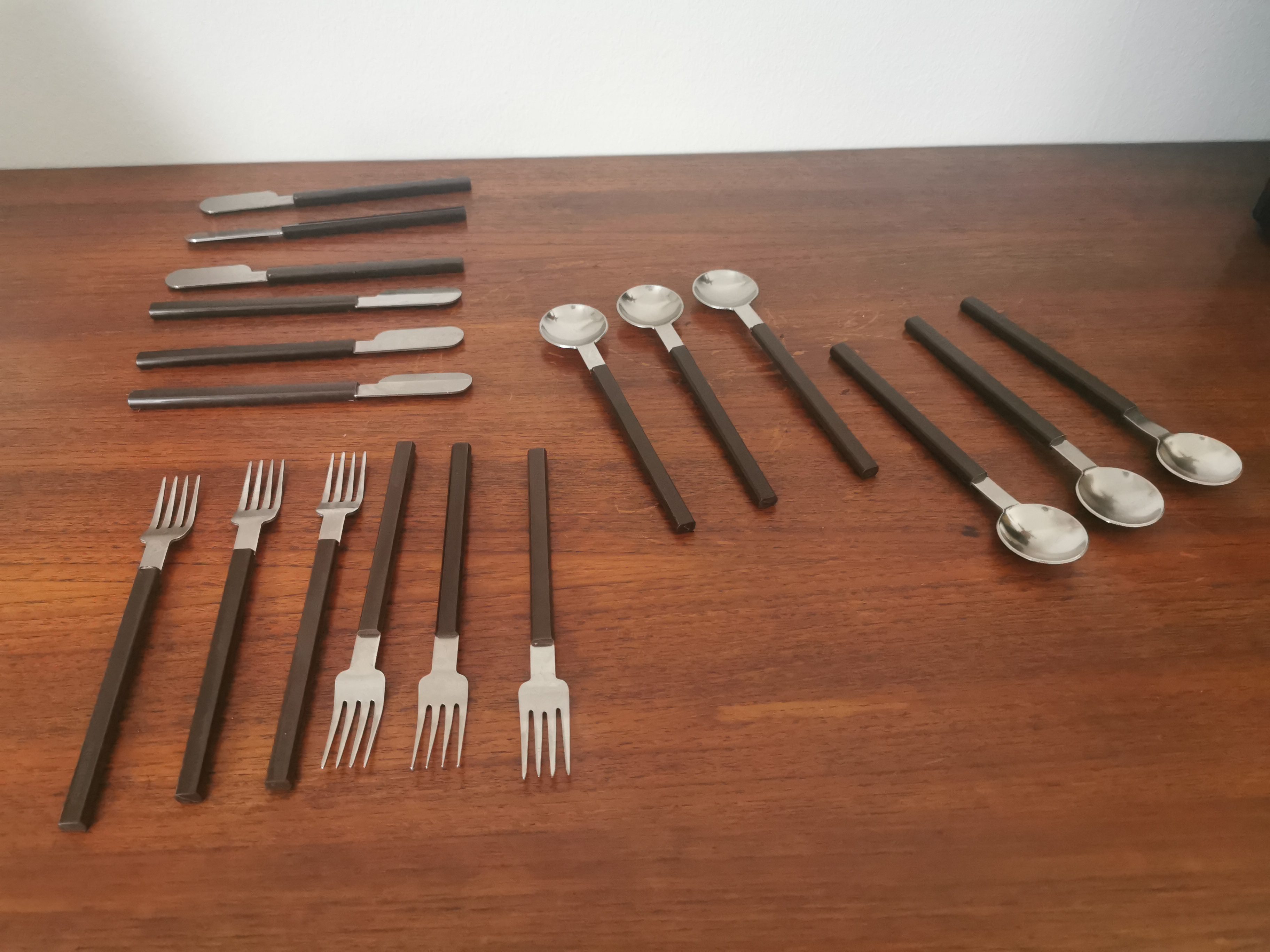 Couverts gris AIR FRANCE 70s (18 pièces) – Image 3