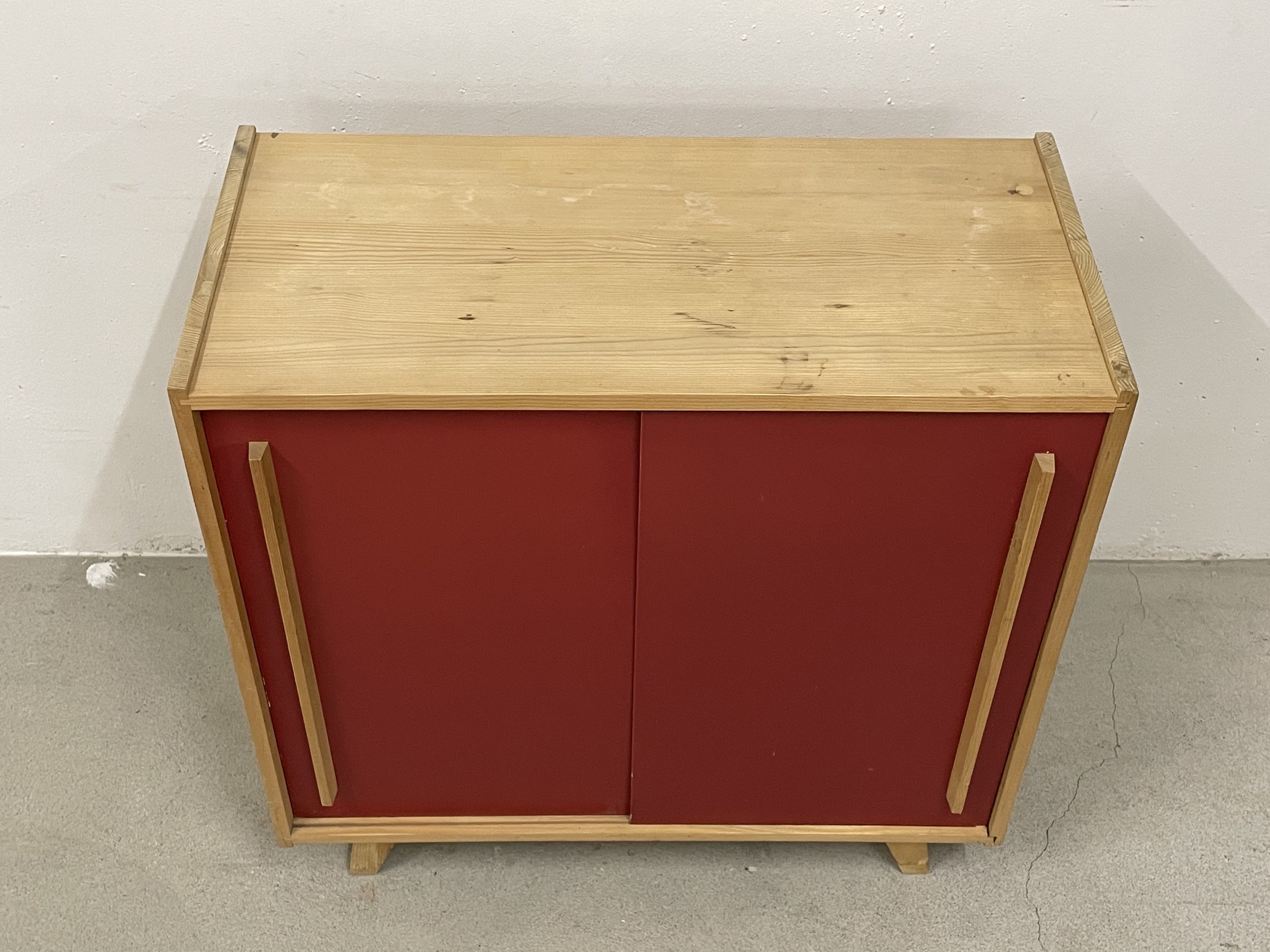 Meuble avec portes coulissantes – Image 4