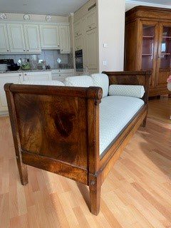 Banquette en noyer – Image 2