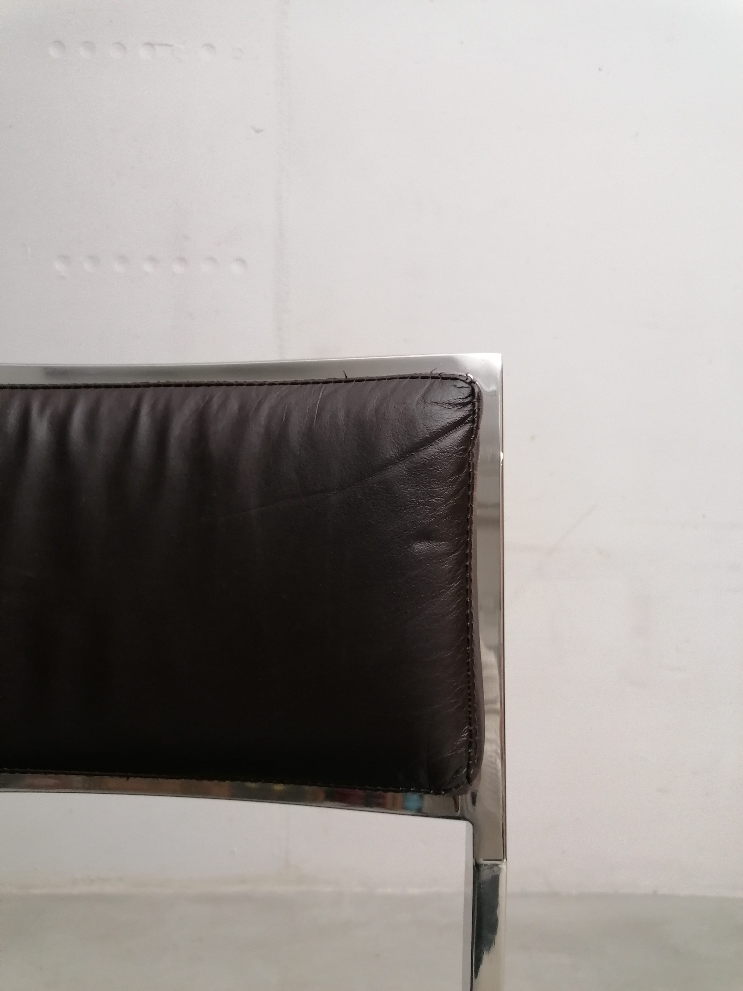 Chaise métal chromé – Image 8