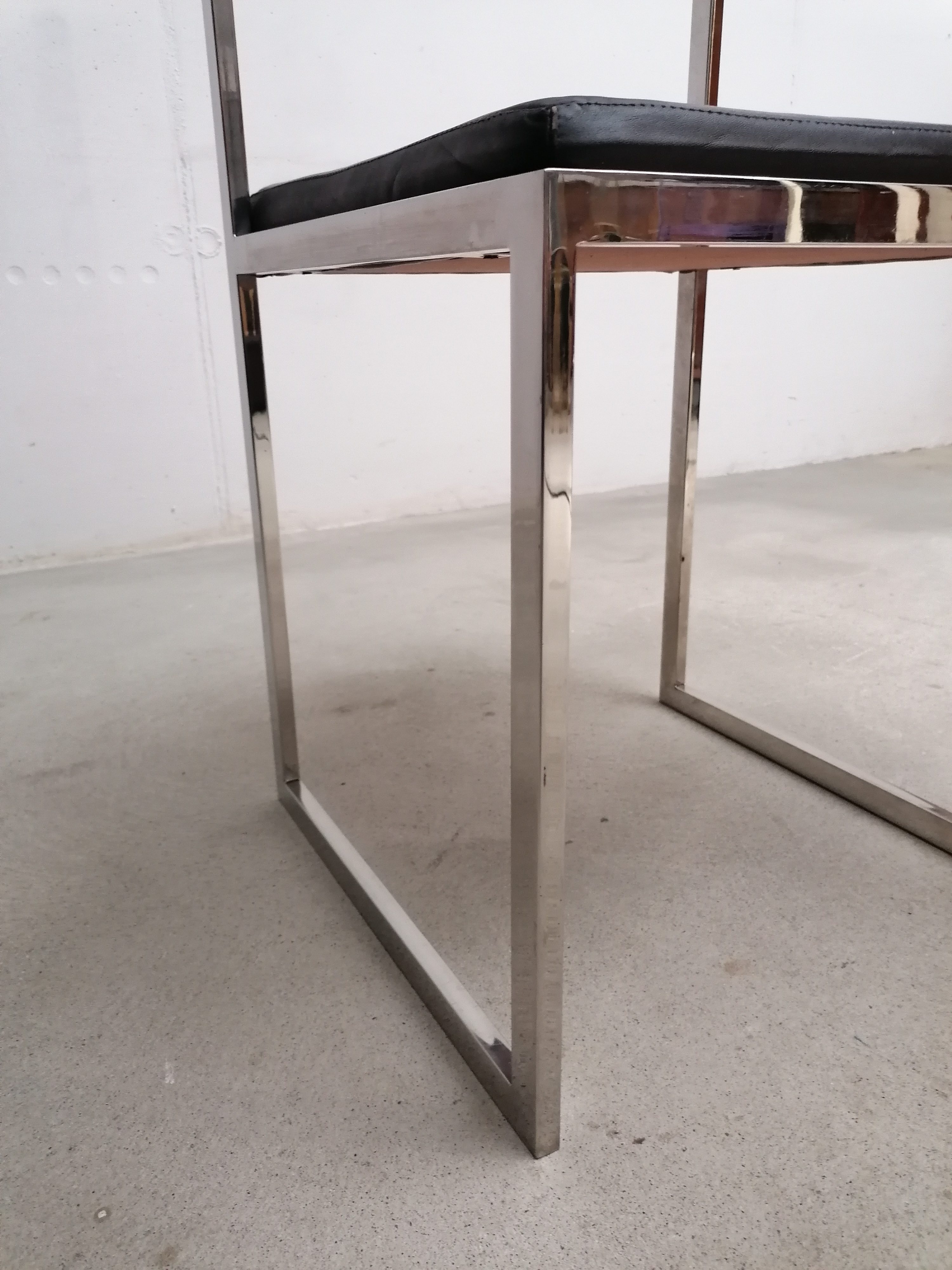 Chaise métal chromé – Image 10