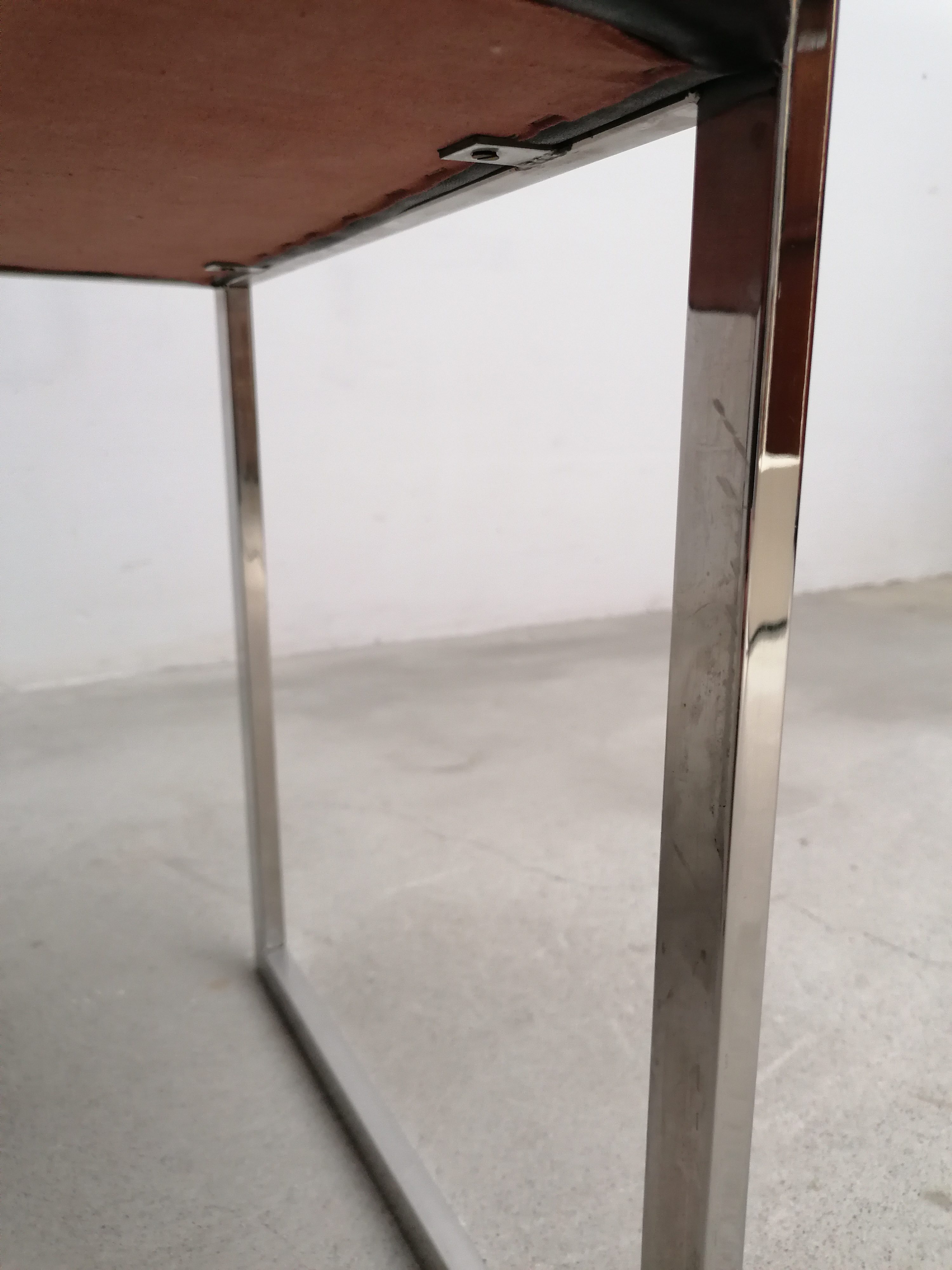 Chaise métal chromé – Image 14