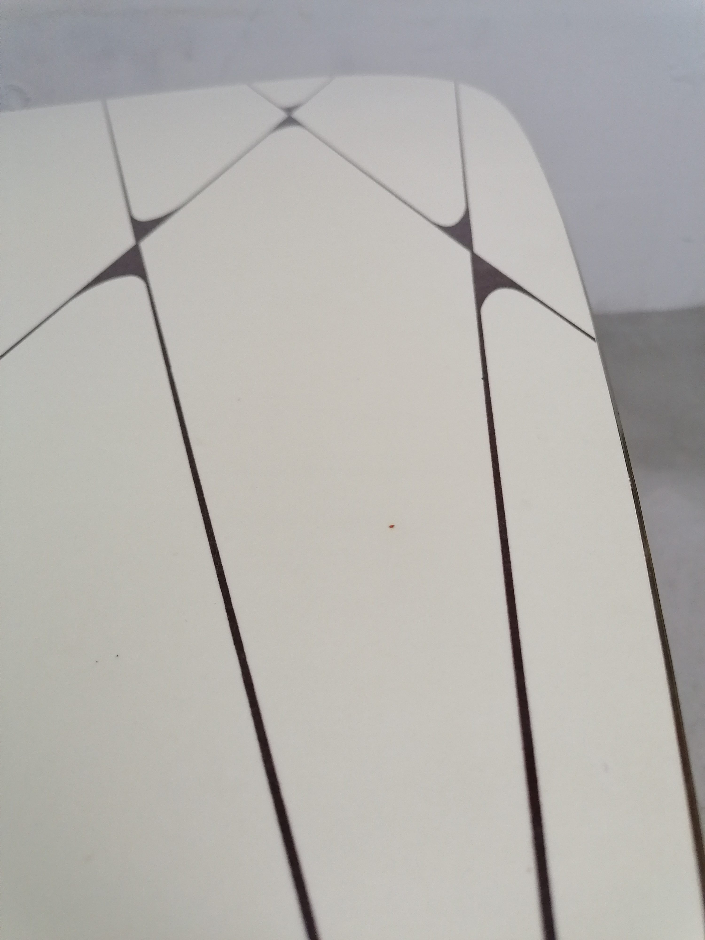 Grande table d'appoint tripode – Image 12