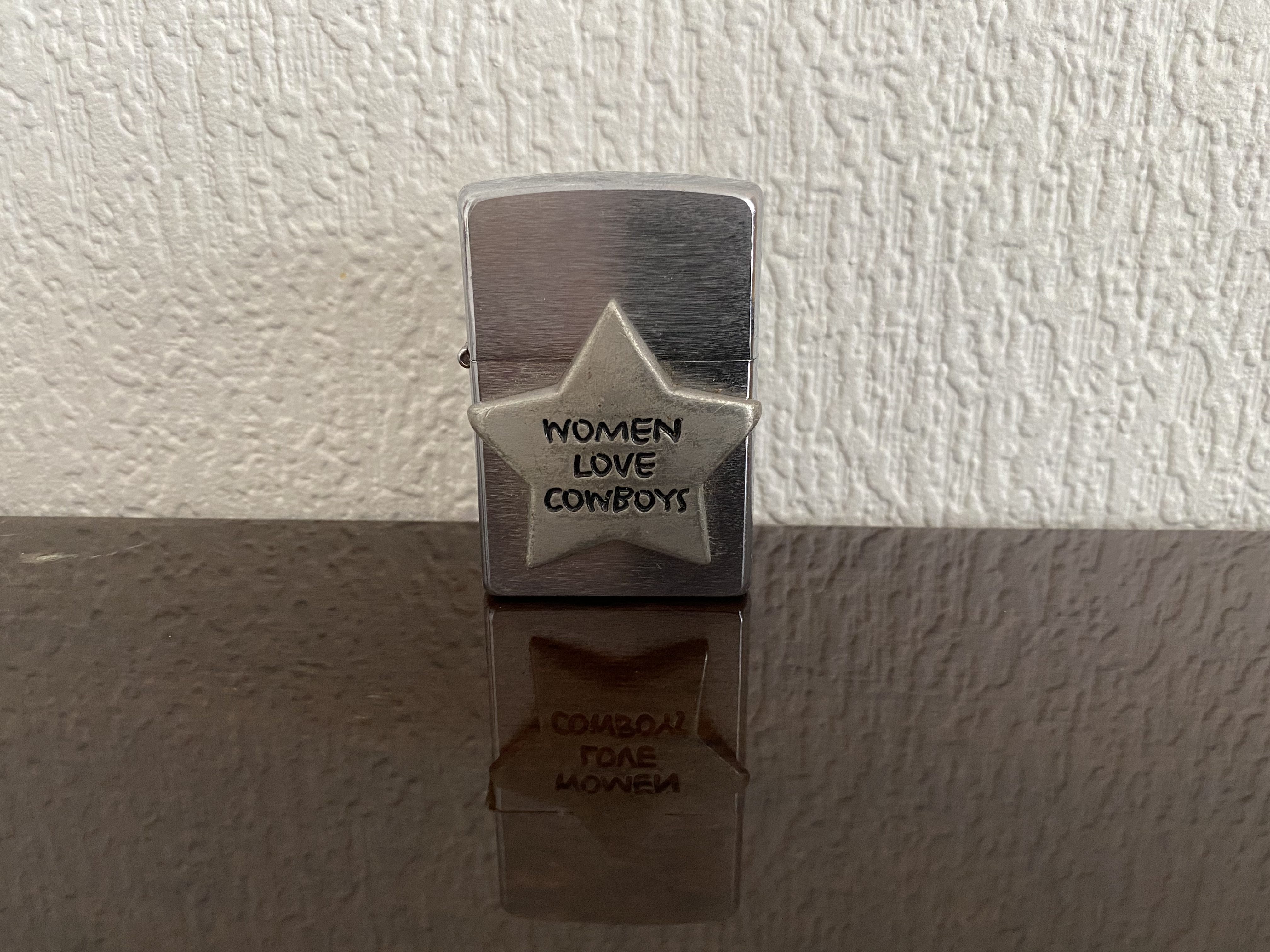 Briquet, Zippo "women love cowboys" – Bild 4