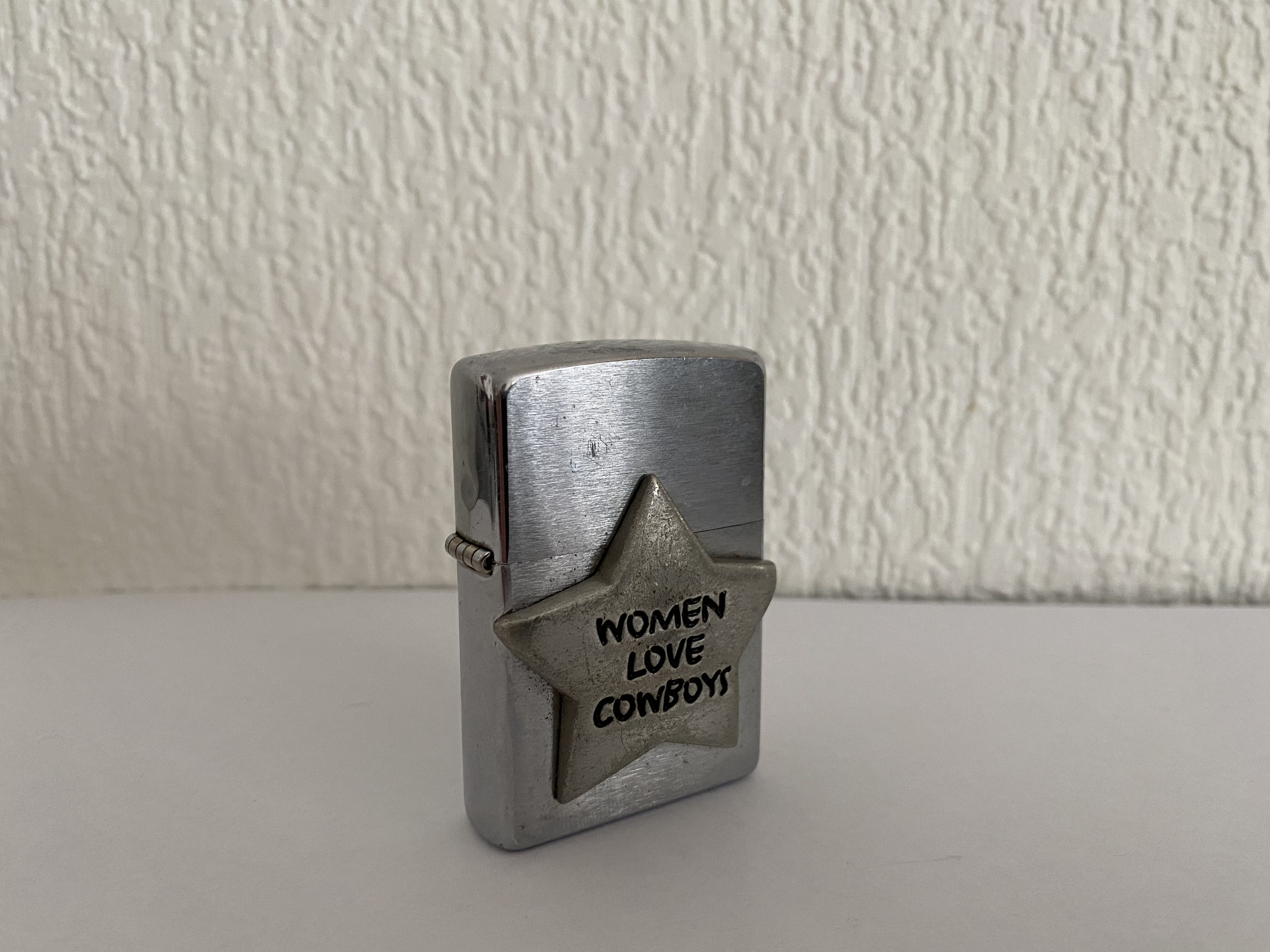 Briquet, Zippo "women love cowboys" – Bild 8