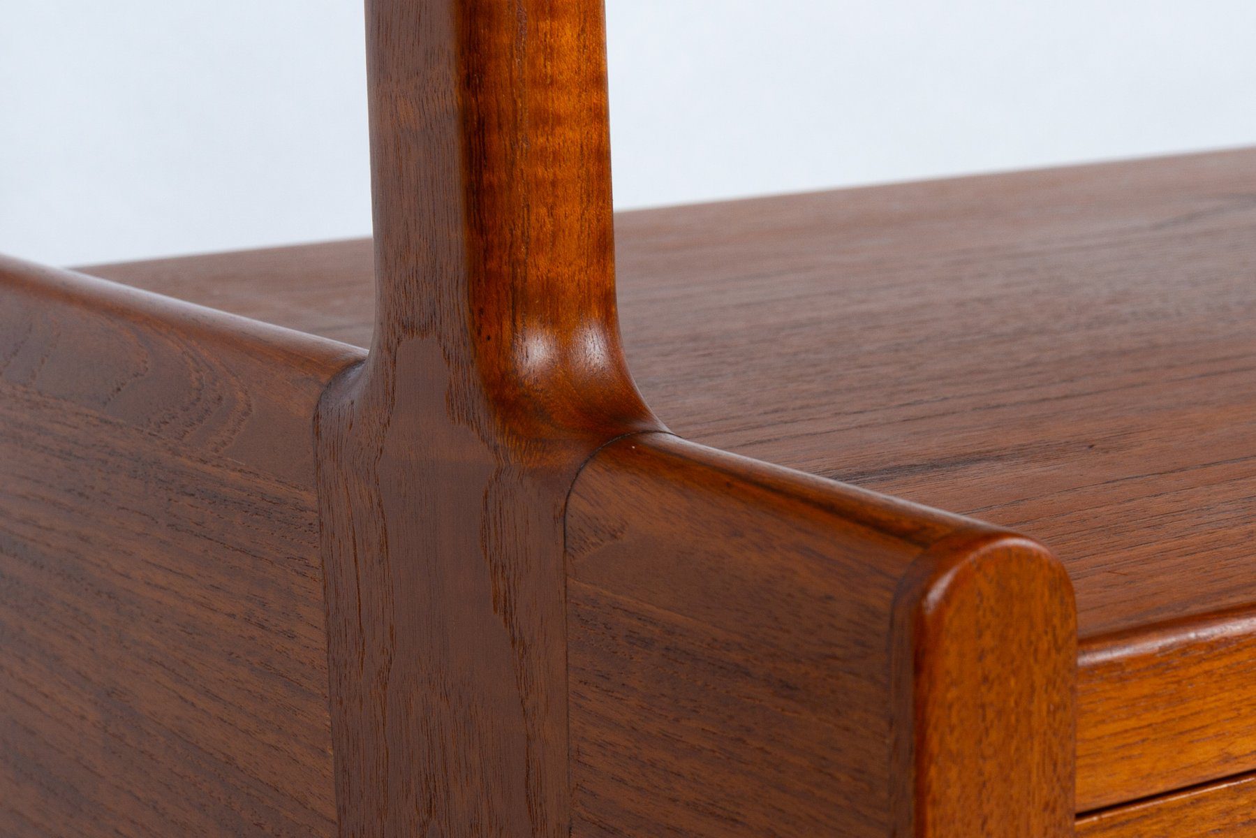 Vaisselier en teck de Hans Wegner – Bild 5