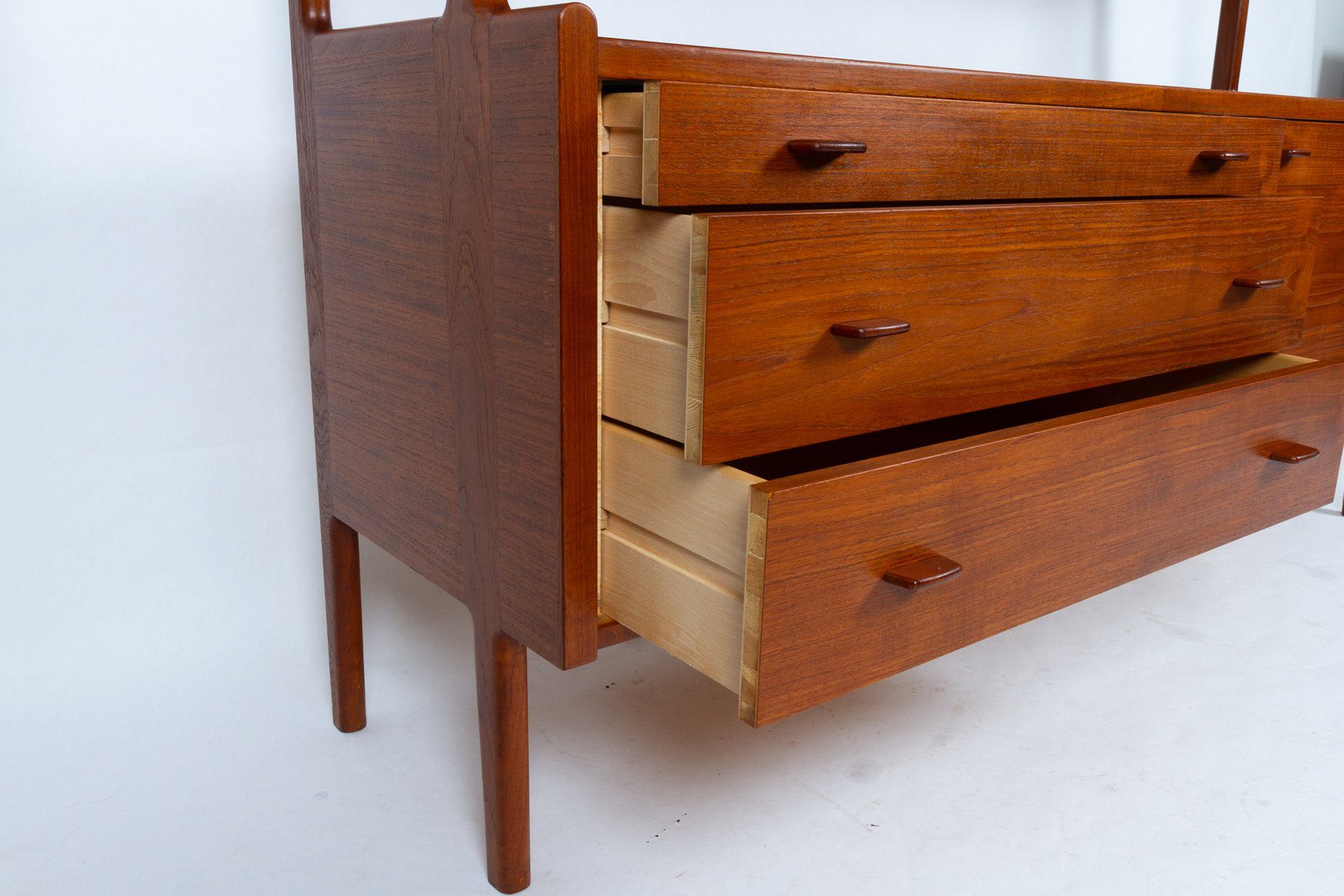 Vaisselier en teck de Hans Wegner – Bild 4