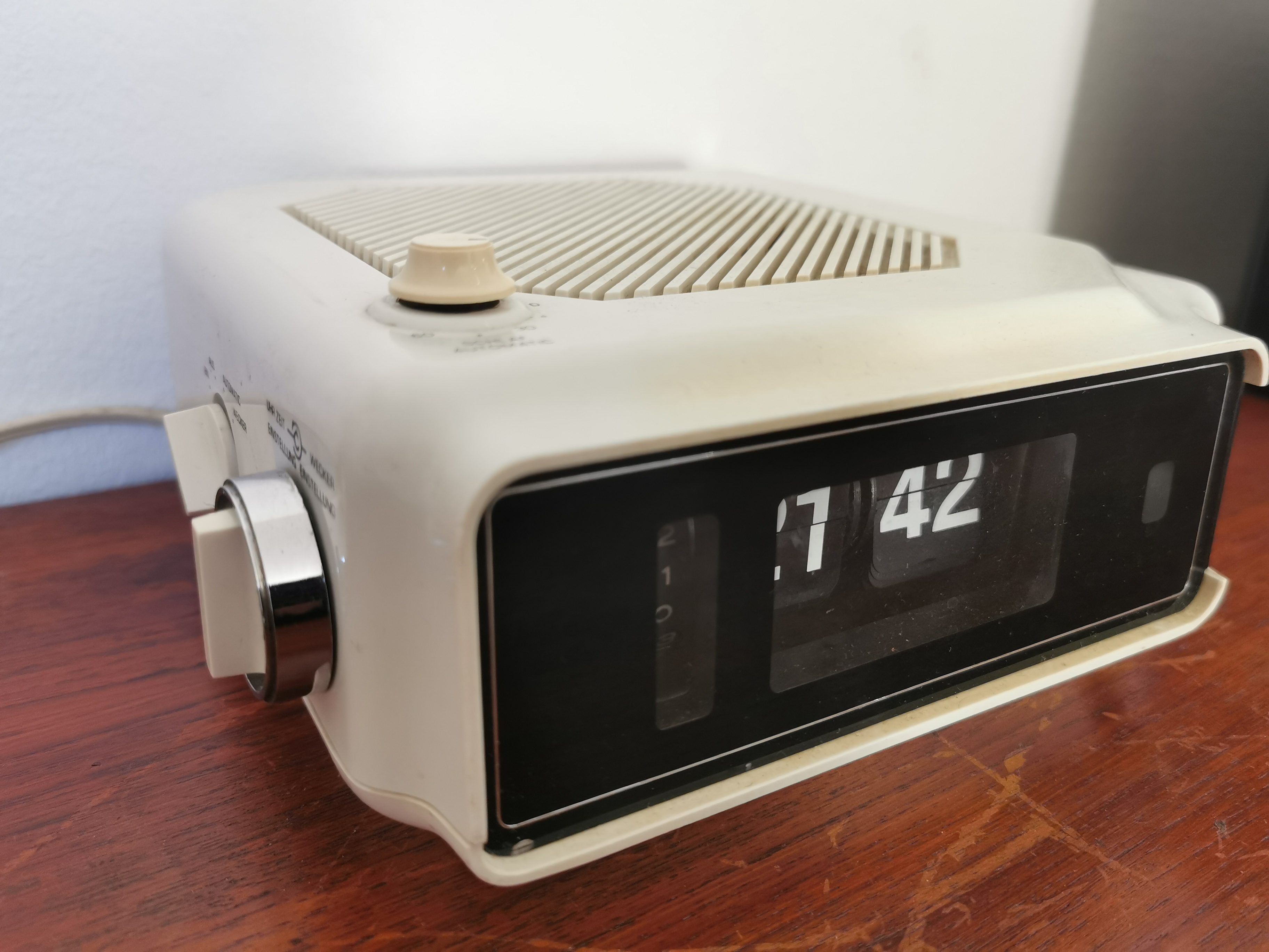 Radio-réveil Music Air 10F-2Y – Image 9