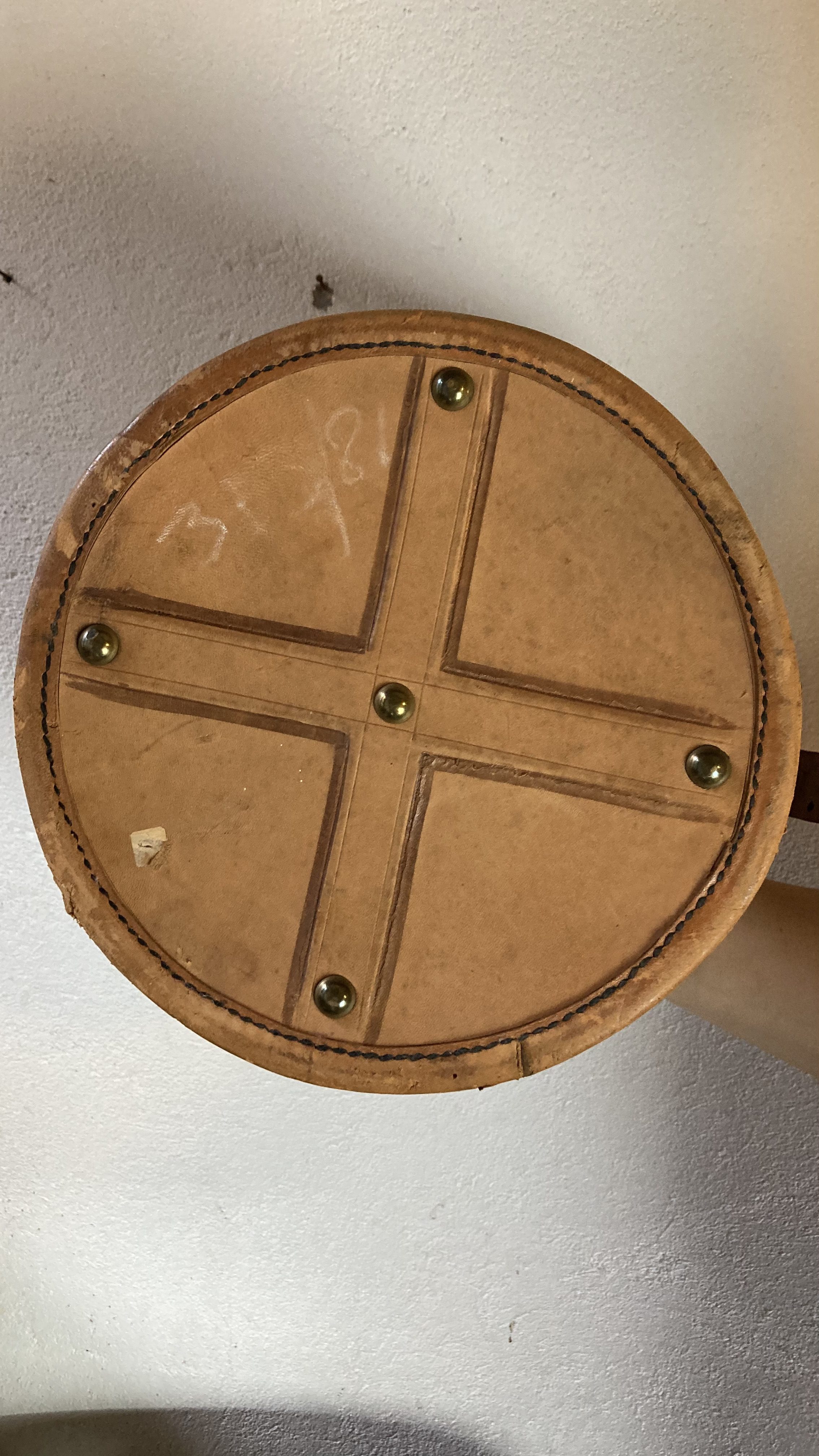 Boîte à chapeau en cuir – Bild 11