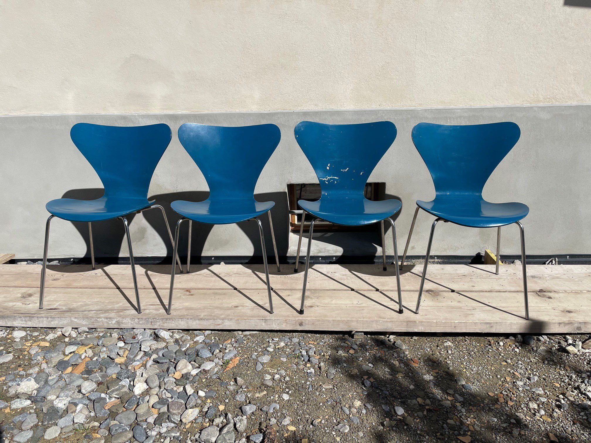 Lot de 4 chaises Série 7 d'Arne Jacobsen 1973 – Image 2