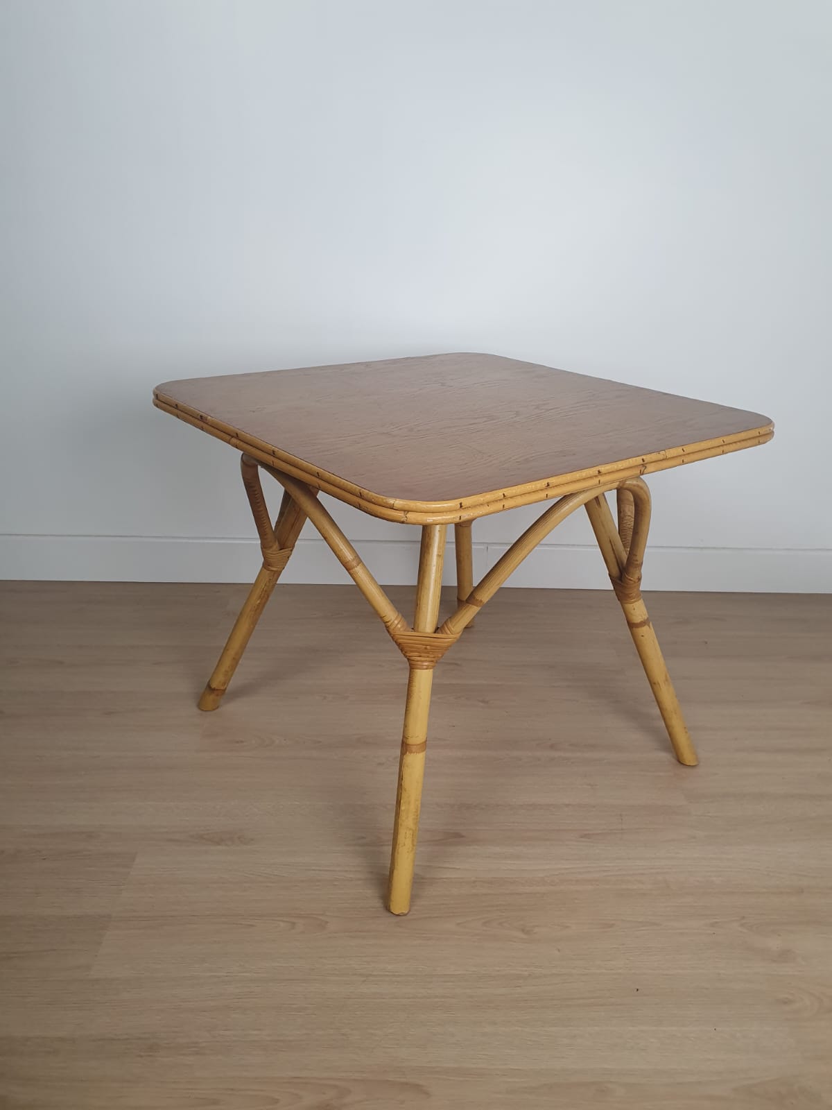 Table basse en rotin vintage – Image 2