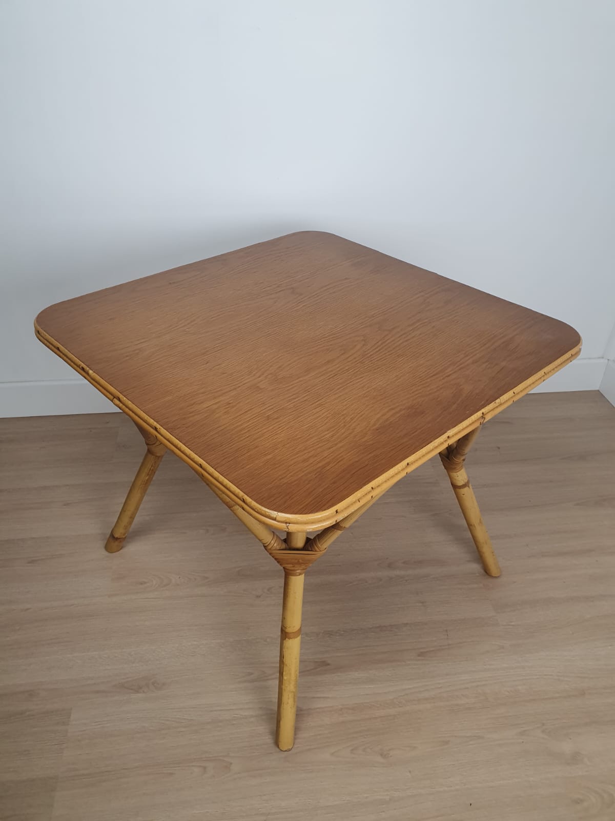 Table basse en rotin vintage – Image 5