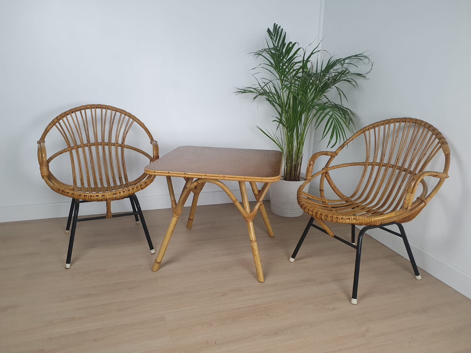 Table basse en rotin vintage – Image 7