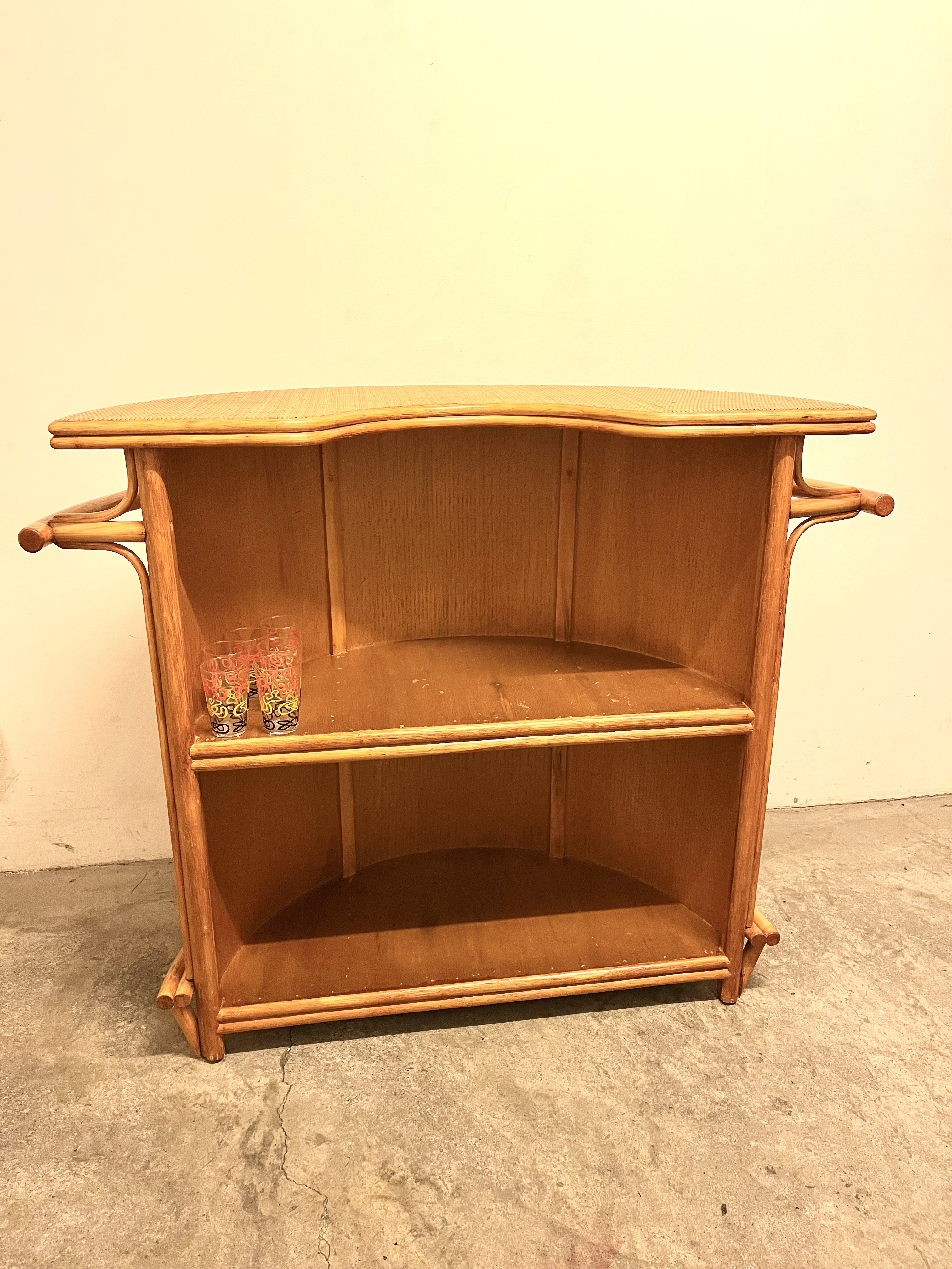 Bar en rotin vintage – Bild 7