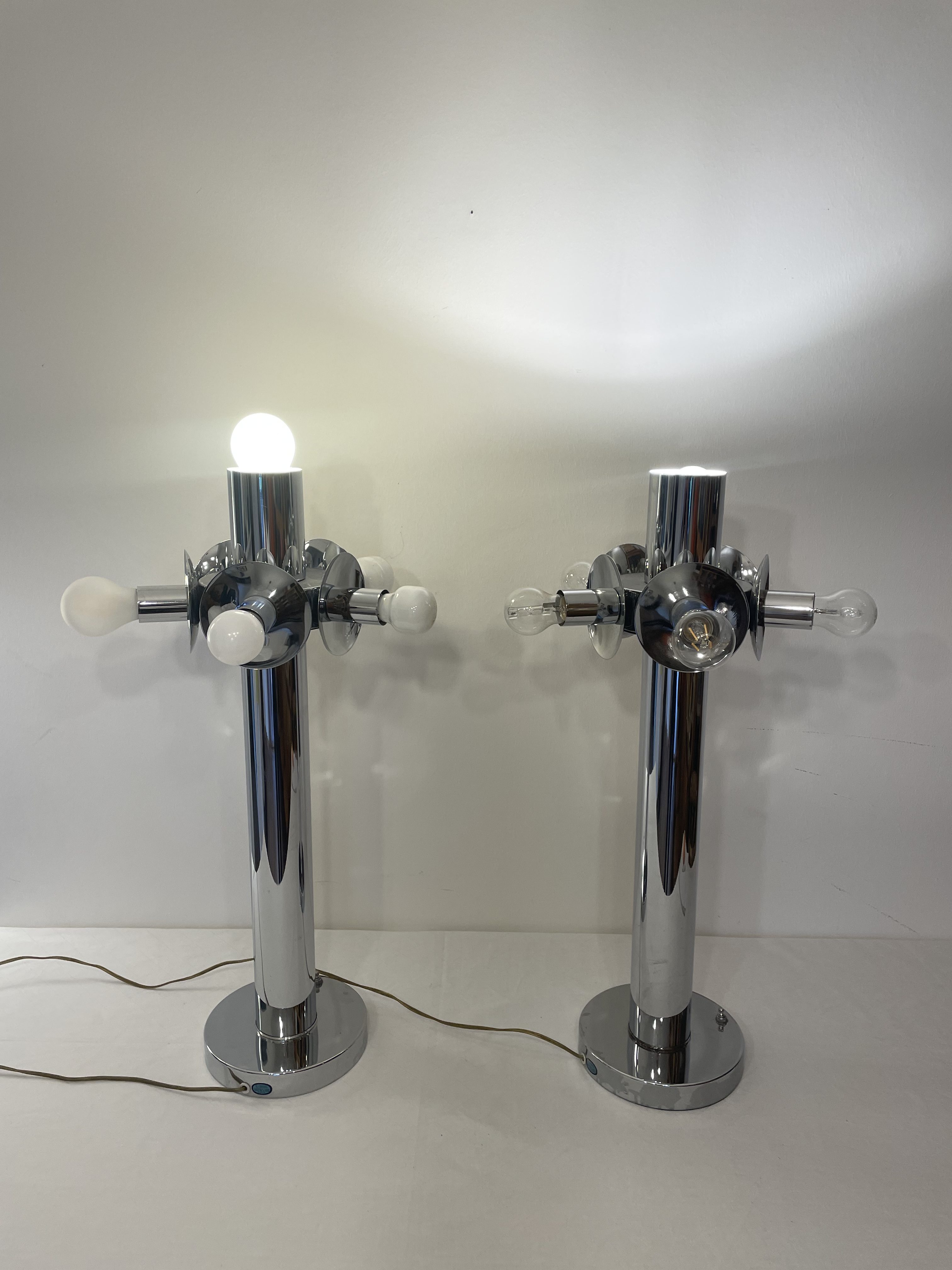 Paire de lampes Underwriters laboratories – Image 6