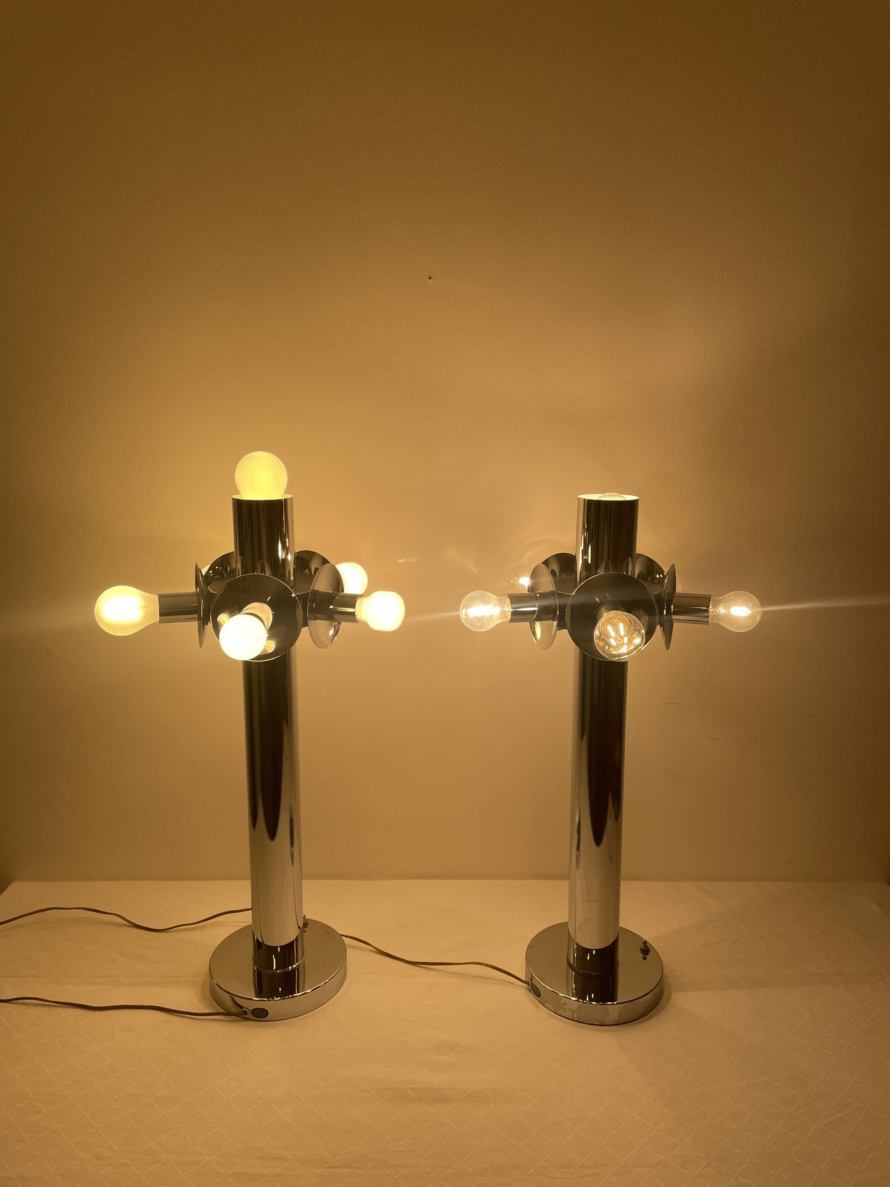 Paire de lampes Underwriters laboratories – Image 11