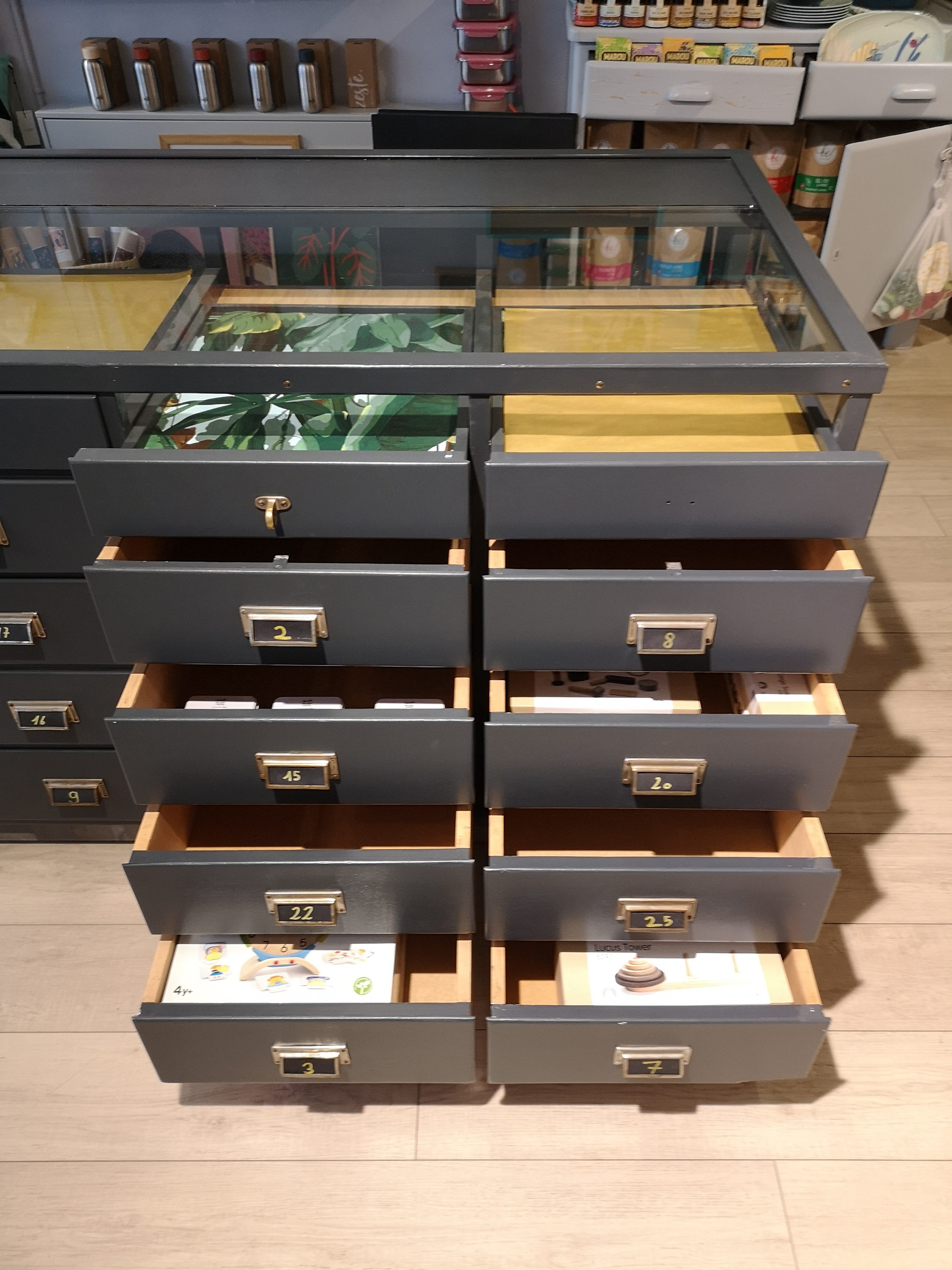 Grand comptoir de métier (3 mètres) – Image 17