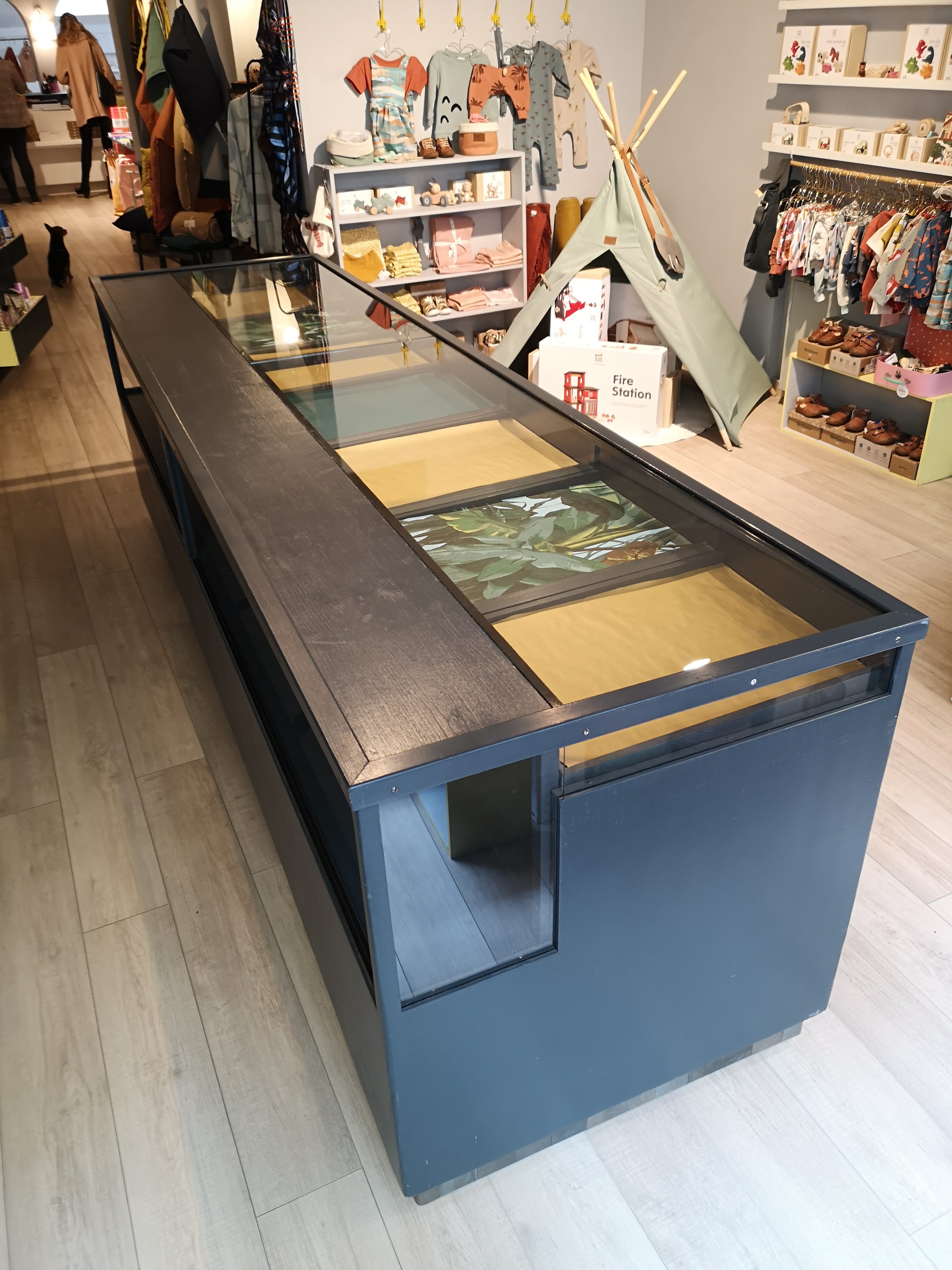 Grand comptoir de métier (3 mètres) – Image 11