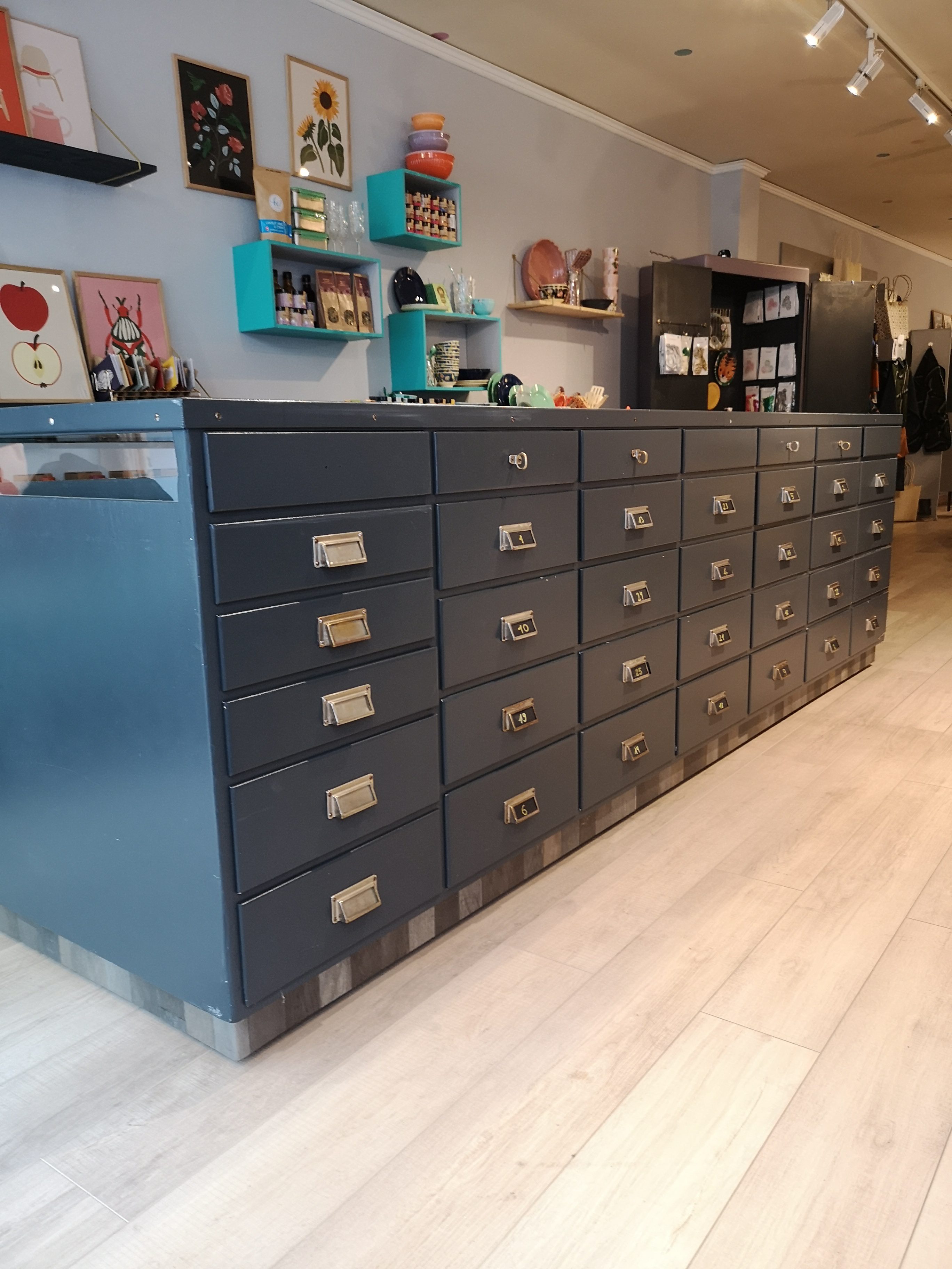 Grand comptoir de métier (3 mètres) – Image 4