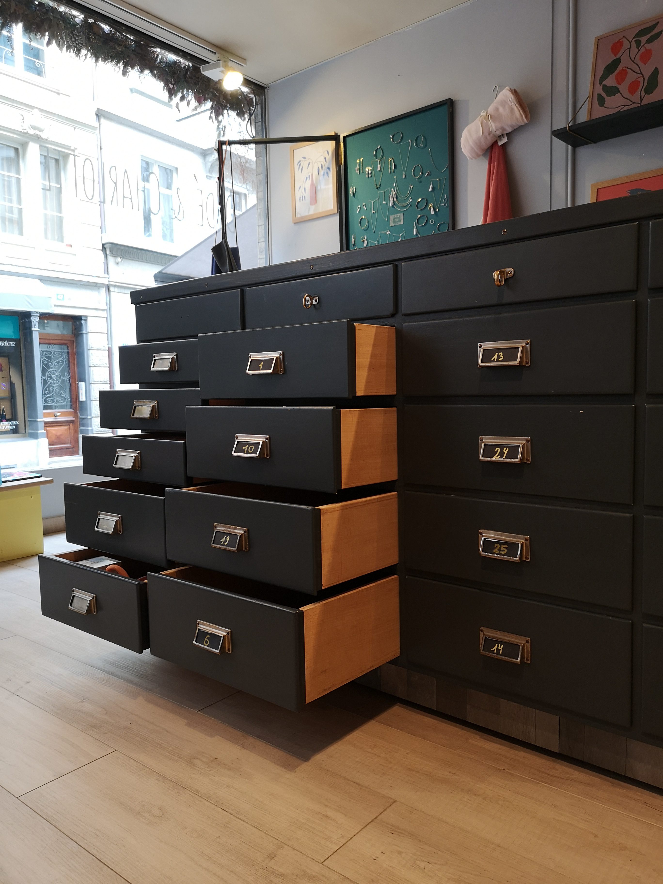 Grand comptoir de métier (3 mètres) – Image 22