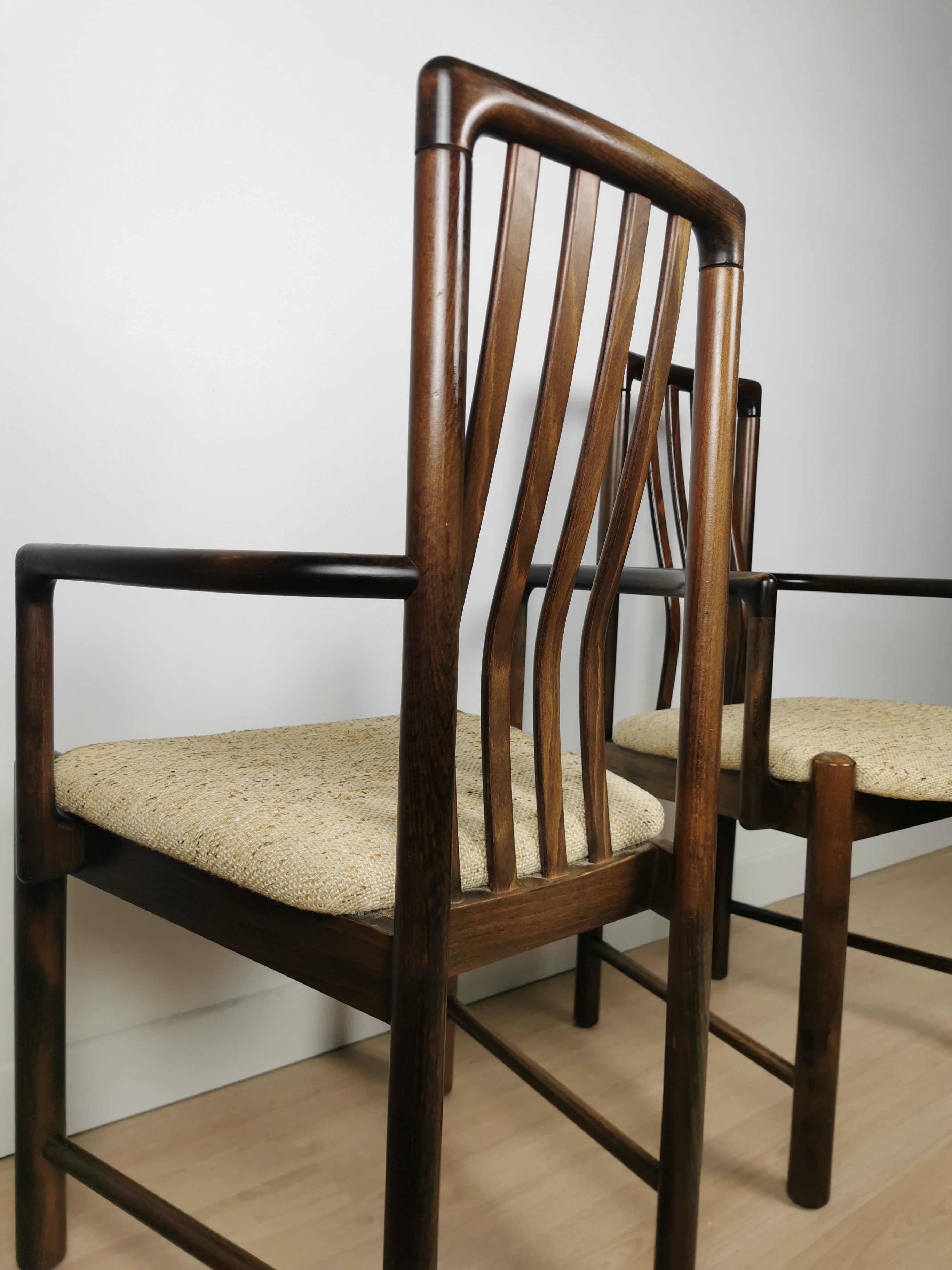 Paire de fauteuils danois – Image 9