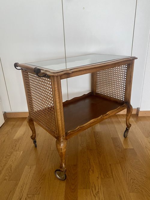 Desserte à roulettes en bois et cannage – Bild 6