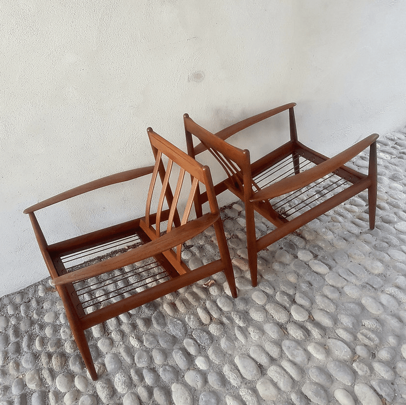 Paire de fauteuils Grete Jalk pour France & Daverkosen – Image 3