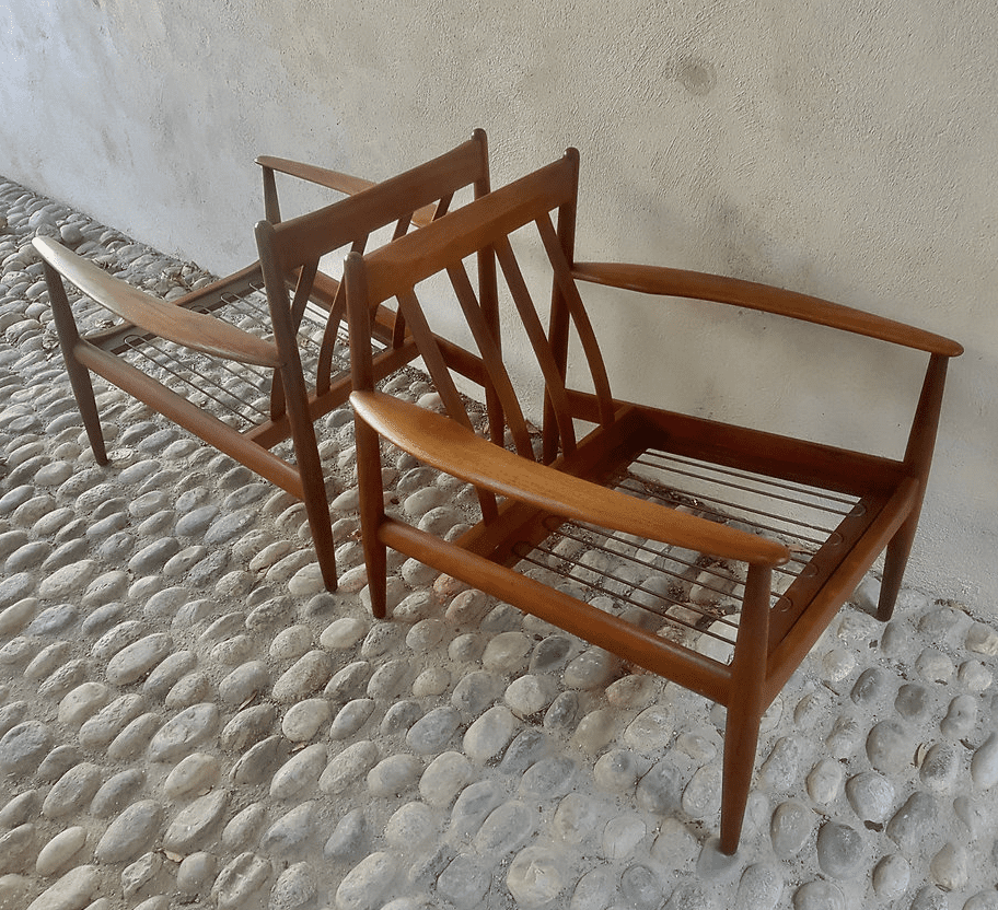 Paire de fauteuils Grete Jalk pour France & Daverkosen – Image 4