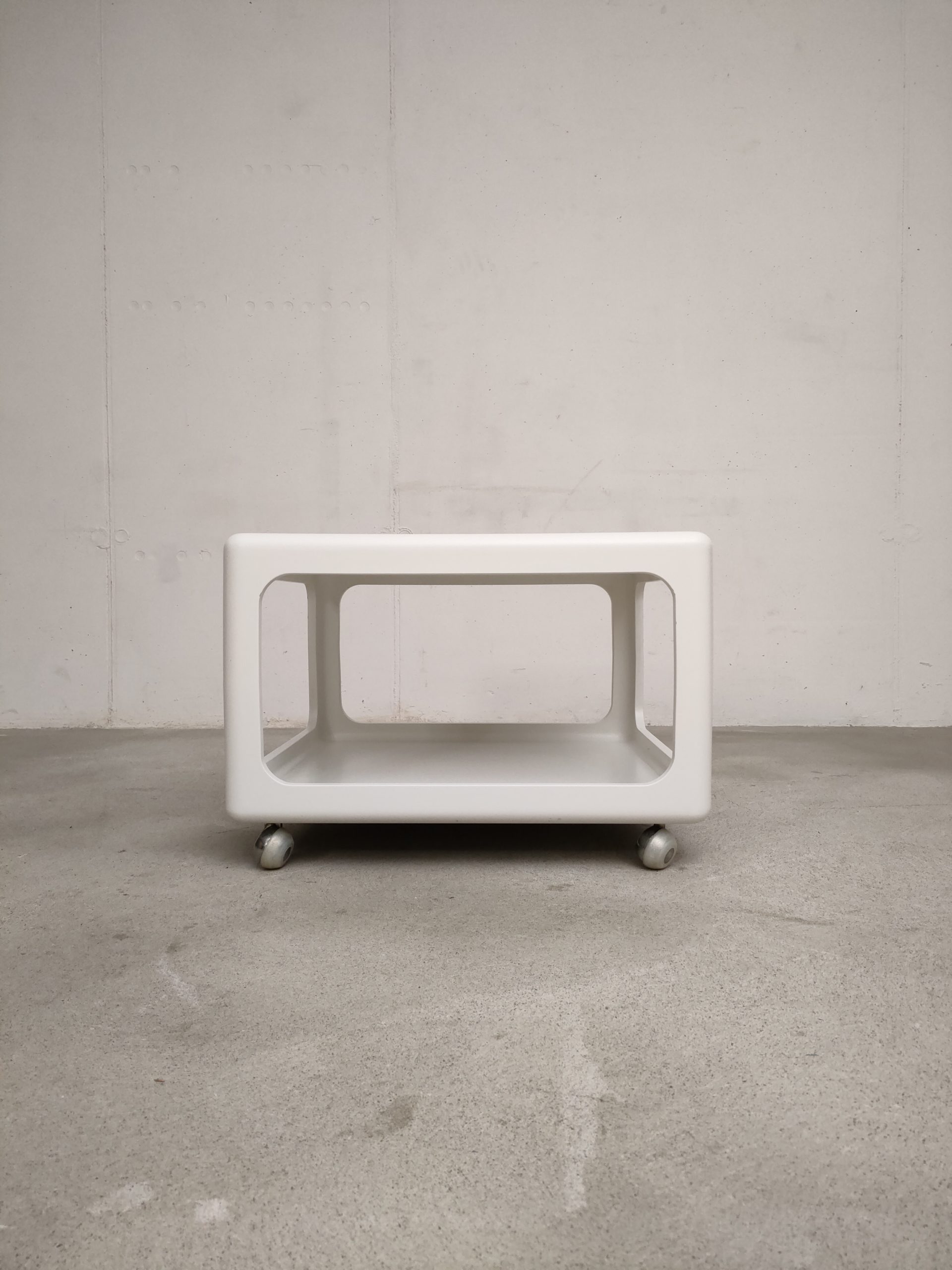 Table basse Spage Age pour Horn Collection – Image 5